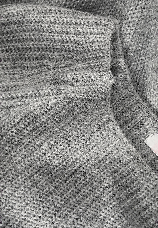 MELANŻOWY SWETER DAMSKI Z DEKOLTEM W ŁÓDKĘ SOSO MELANŻOWY SWETER DAMSKI Z DEKOLTEM W ŁÓDKĘ SOSO SZARY 8