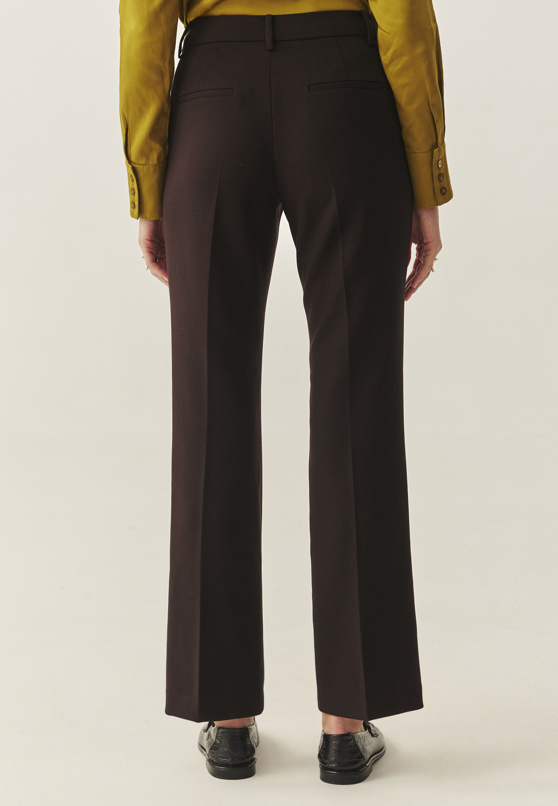 TEMNO ČOKOLADNE PANTALONE - LAURANIA RJAVA 2