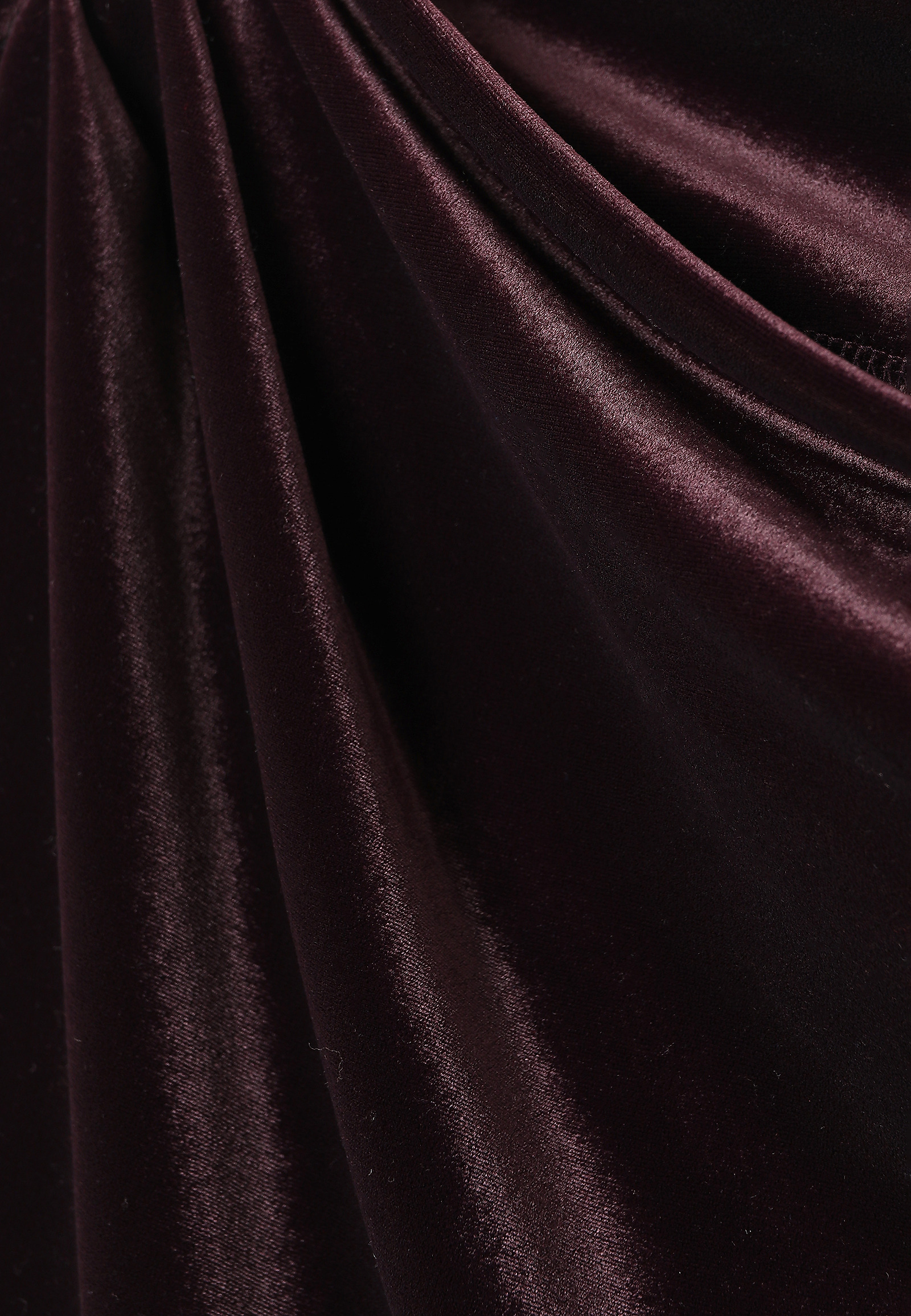 VELUROVÁ HALENKA S KVĚTINOVÝM DEKORATIVNÍM PRVKEM – BULAN 1 VELUROVÁ HALENKA S KVĚTINOVÝM DEKORATIVNÍM PRVKEM – BULAN 1 ČERVENÁ 116666