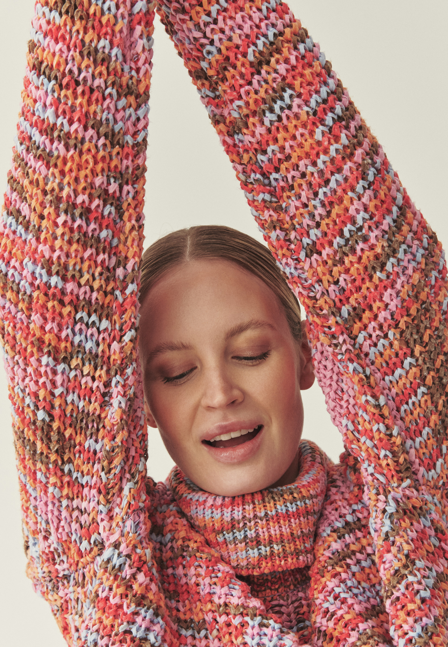 WIELOBARWNY SWETER Z GOLFEM - MELANIE MULTIKOLOR 2