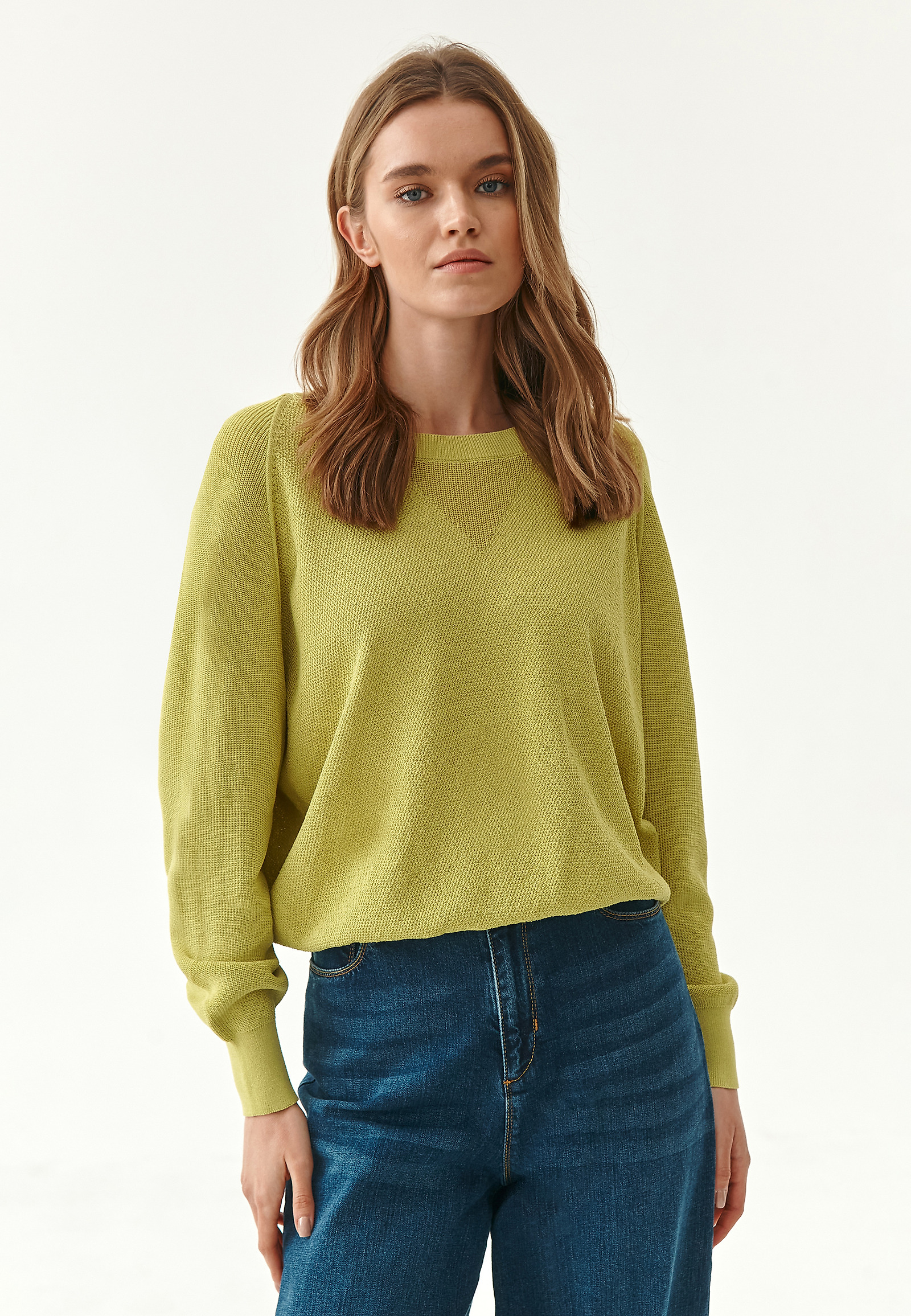 LOOSELY TAILORED LADIES' SWEATER AZALI LOOSELY TAILORED LADIES' SWEATER AZALI GREEN 80208