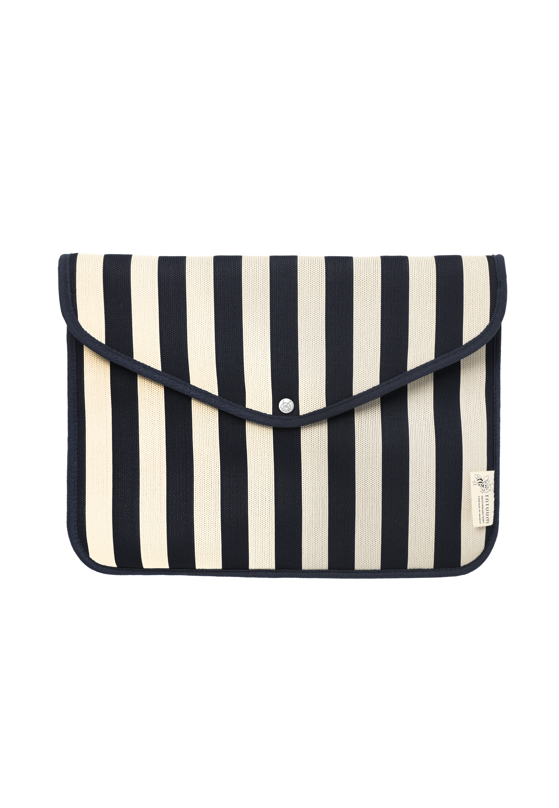 POUZDRO NA NOTEBOOK SE STYLOVÝMI PRUHY – NIRIA