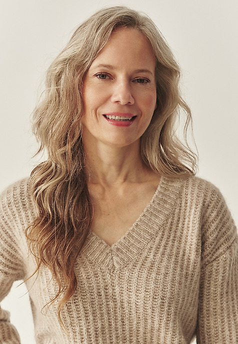LADIES' JUMPER WITH A CREW NECKLINE — ASPEN BEIGE 2