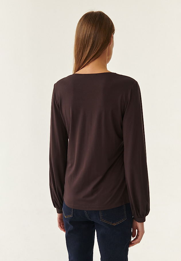 ŽENSKA BLUZA Z BUFFOVIMI ROKAVI KIGONI ŽENSKA BLUZA Z BUFFOVIMI ROKAVI KIGONI RJAVA 2