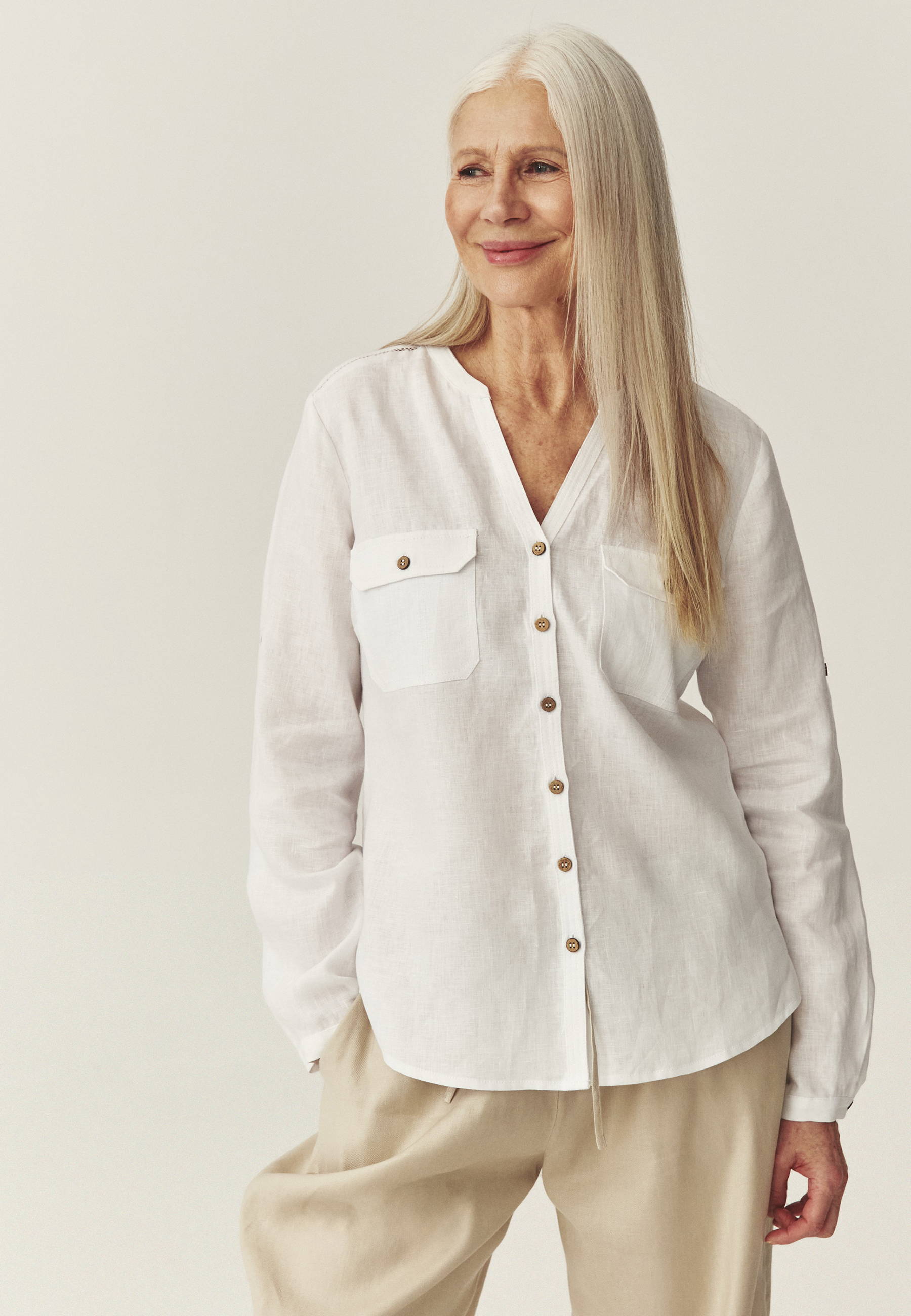 CĂMAȘĂ DIN IN, CU BUZUNARE - JUSTYNA ALB 2