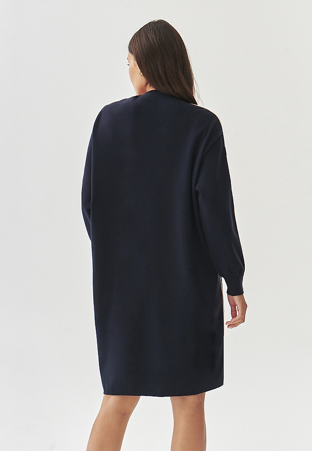 LOOSE-FITTING KNITTED DRESS WITH BOAT NECKLINE - CORA LOOSE-FITTING KNITTED DRESS WITH BOAT NECKLINE - CORA GRANATOWY 3