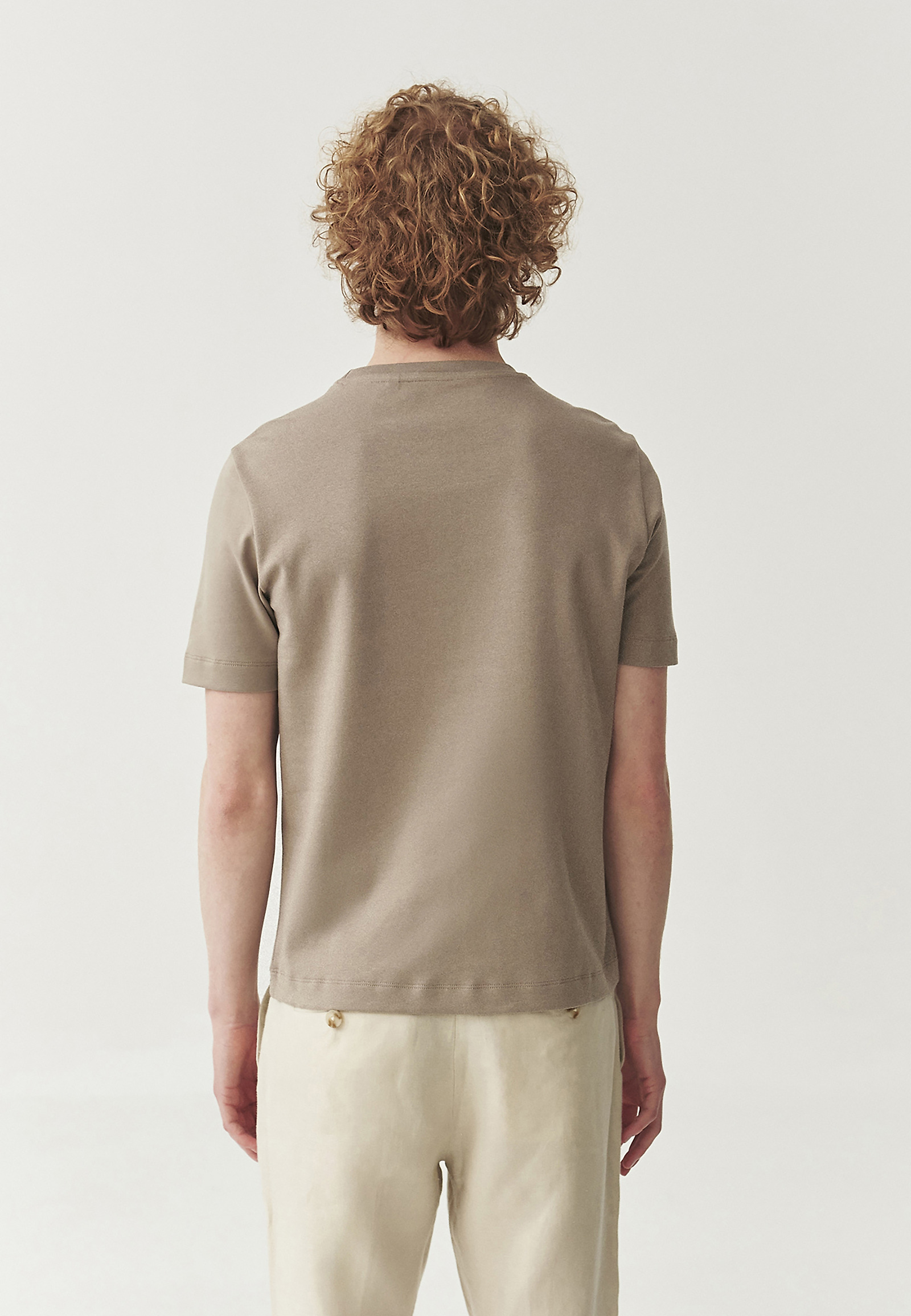 TRICOU DIN BUMBAC PENTRU BĂRBAȚI - IAN TRICOU DIN BUMBAC PENTRU BĂRBAȚI - IAN BEJ 110252