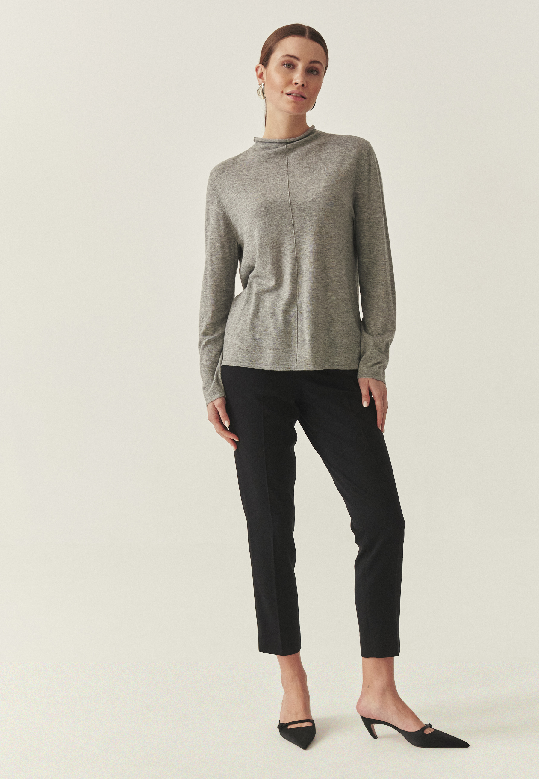 GARNITUROWE SPODNIE Z KANTEM - KOLIA CZARNY 2