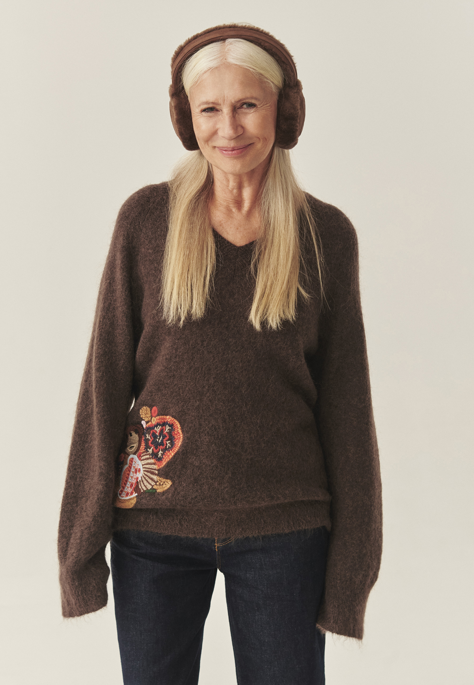 HAFTOWANY SWETER Z WEŁNĄ I MOHEREM - LUSHY BRĄZOWY 2