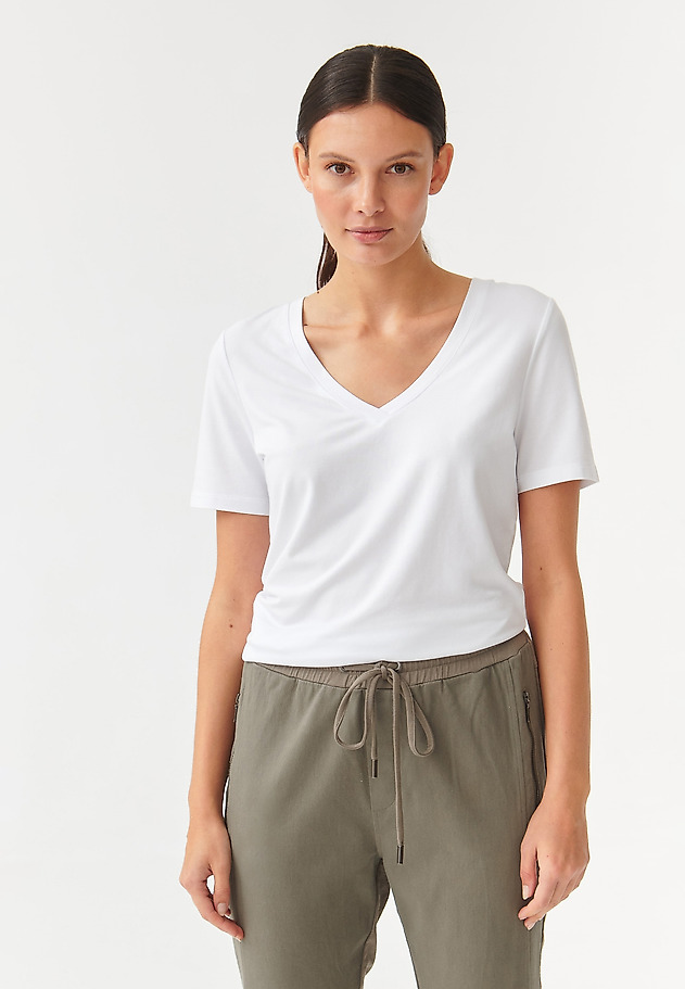 DÁMSKÁ ÚPLETOVÁ HALENKA S KRÁTKÝM RUKÁVEM LISA DÁMSKÁ ÚPLETOVÁ HALENKA S KRÁTKÝM RUKÁVEM LISA BÍLÁ 1