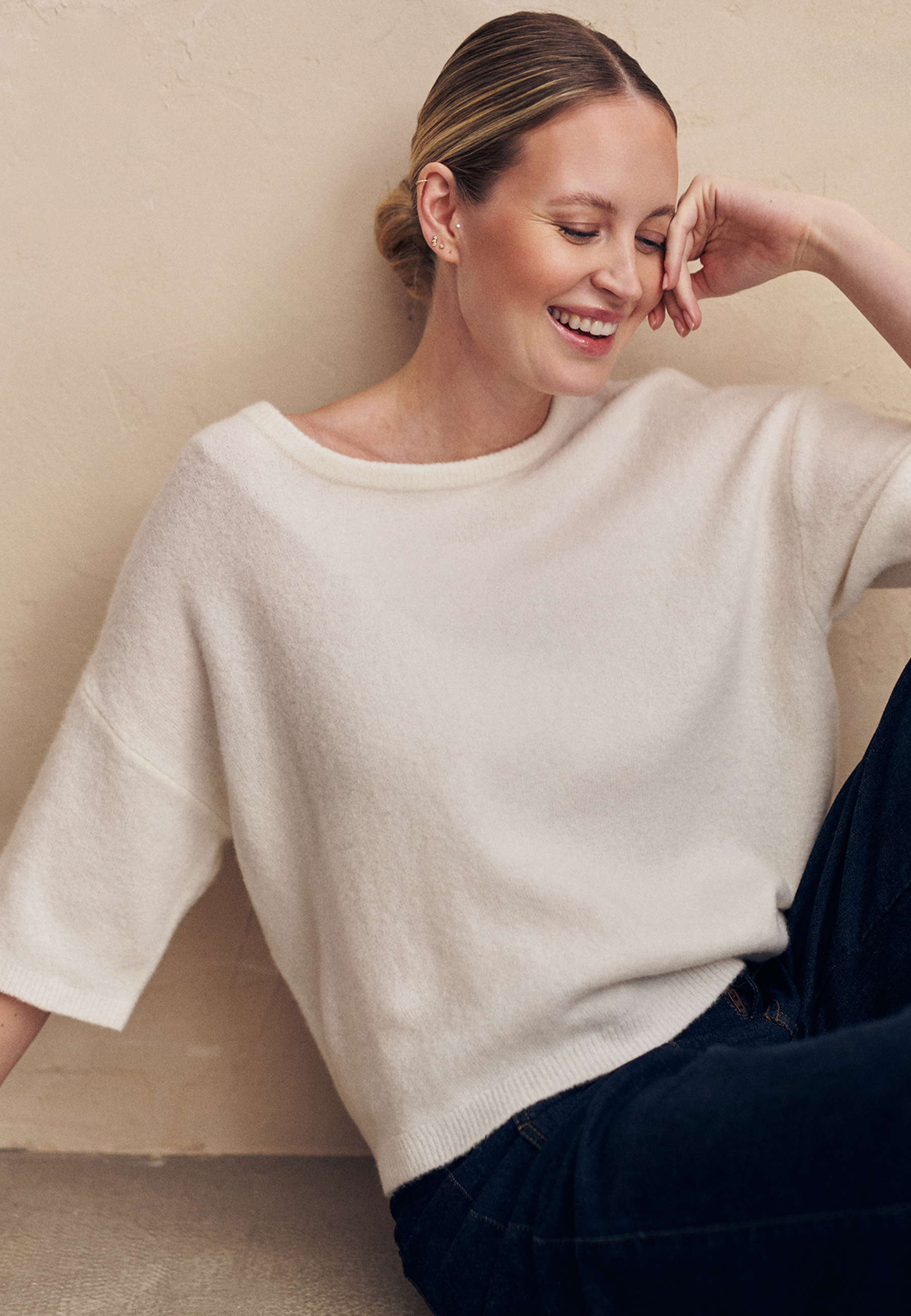 WEŁNIANY SWETER Z RĘKAWEM DO ŁOKCIA - ASH ECRU 2