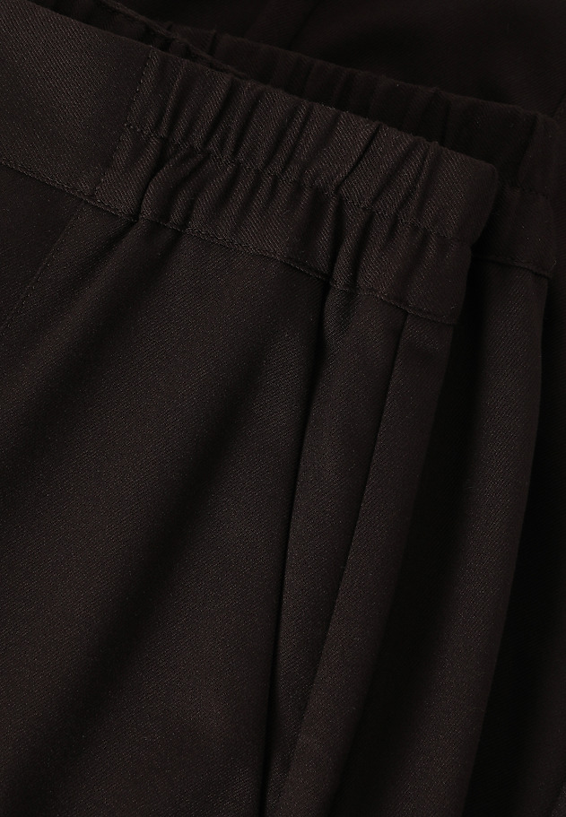 CIGARETE CLASICE CU CULOARE DE CIOCOLATĂ NEAGRĂ - DARLINO 1 CIGARETE CLASICE CU CULOARE DE CIOCOLATĂ NEAGRĂ - DARLINO 1 MARO 7