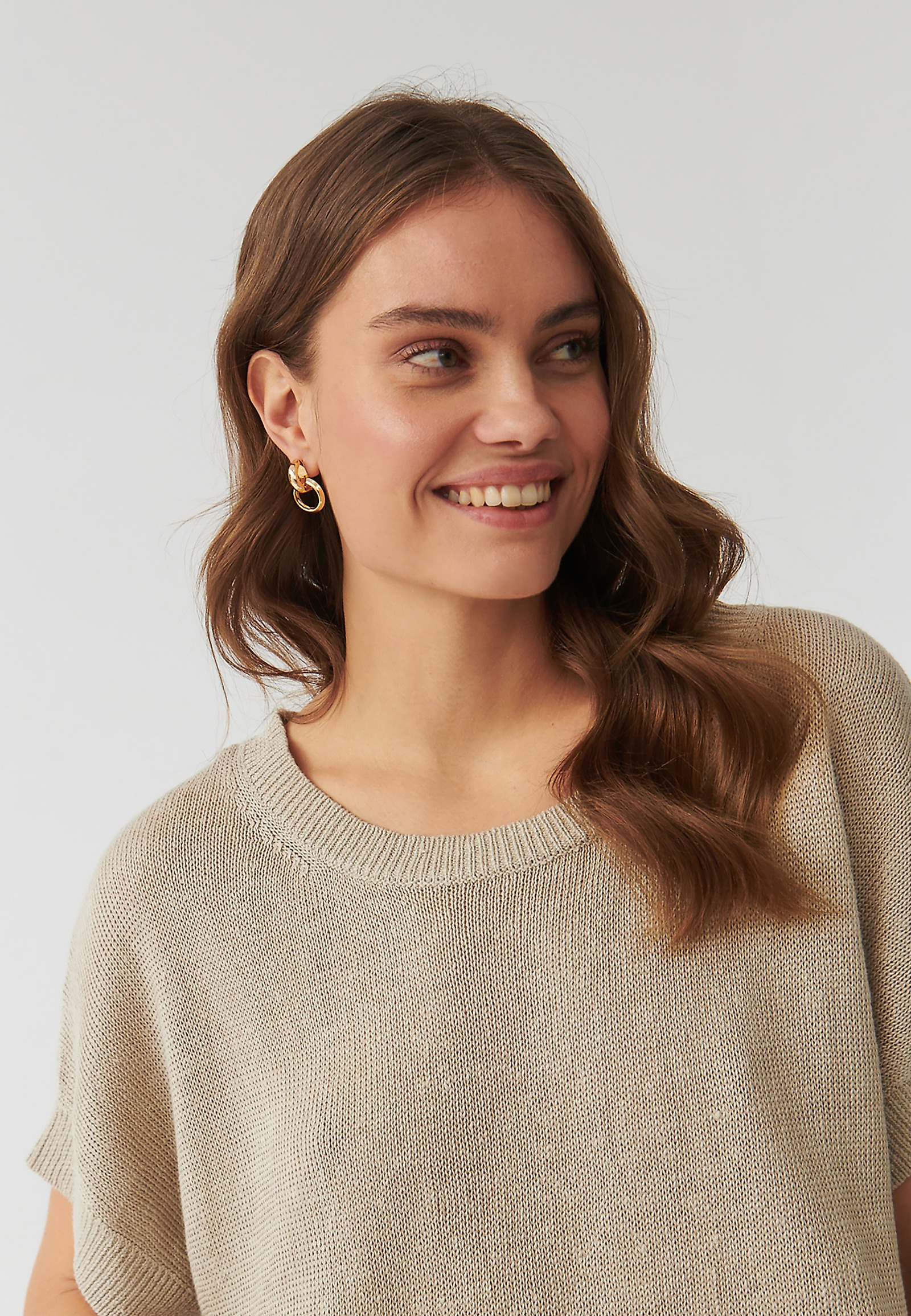 LADIES’ LINEN SWEATER WITH SHORT KIMONO SLEEVES - LIMIKO LADIES’ LINEN SWEATER WITH SHORT KIMONO SLEEVES - LIMIKO BEIGE 95945