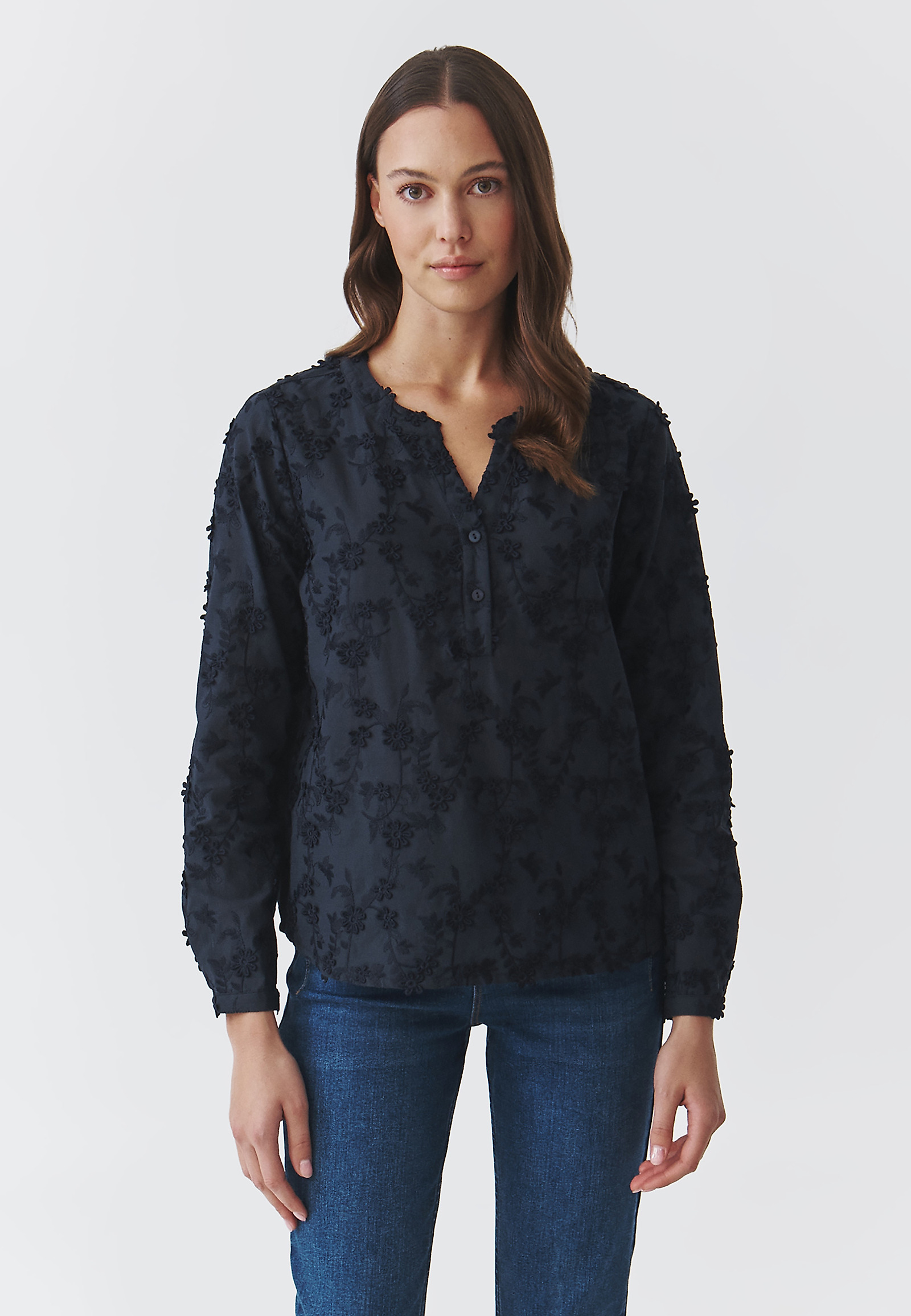 HÖLGYEK SZÖVET BLOUSE VIRÁGI HÍMZÉSEKKEL — RELIA HÖLGYEK SZÖVET BLOUSE VIRÁGI HÍMZÉSEKKEL — RELIA SÖTÉTKÉK 104971
