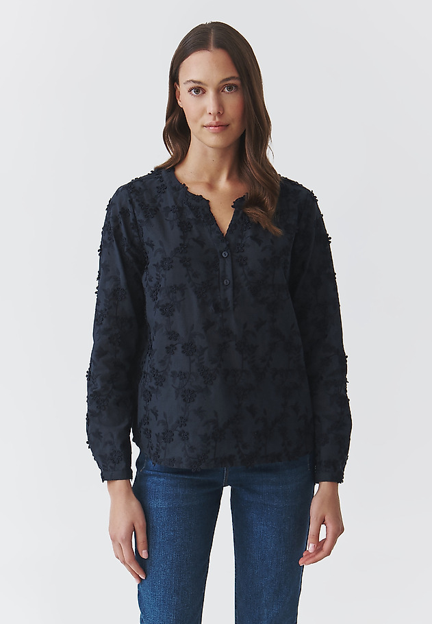 HÖLGYEK SZÖVET BLOUSE VIRÁGI HÍMZÉSEKKEL — RELIA HÖLGYEK SZÖVET BLOUSE VIRÁGI HÍMZÉSEKKEL — RELIA SÖTÉTKÉK 1