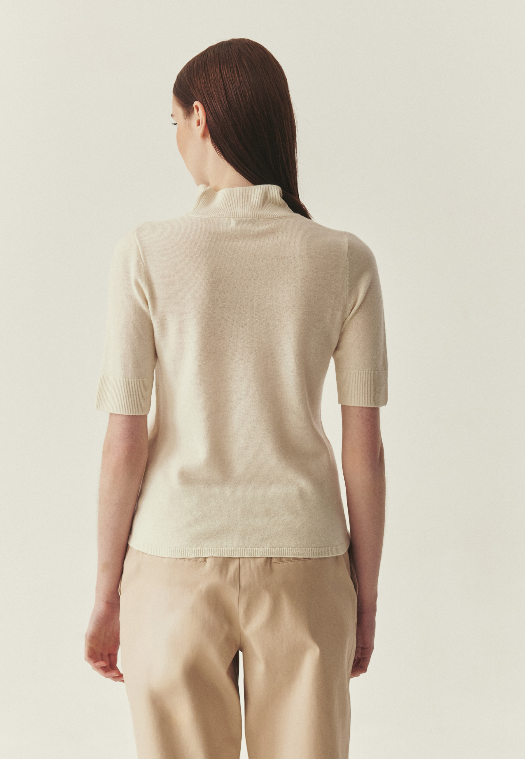 WEŁNIANY SWETER Z GOLFEM - LU BIAŁY 2