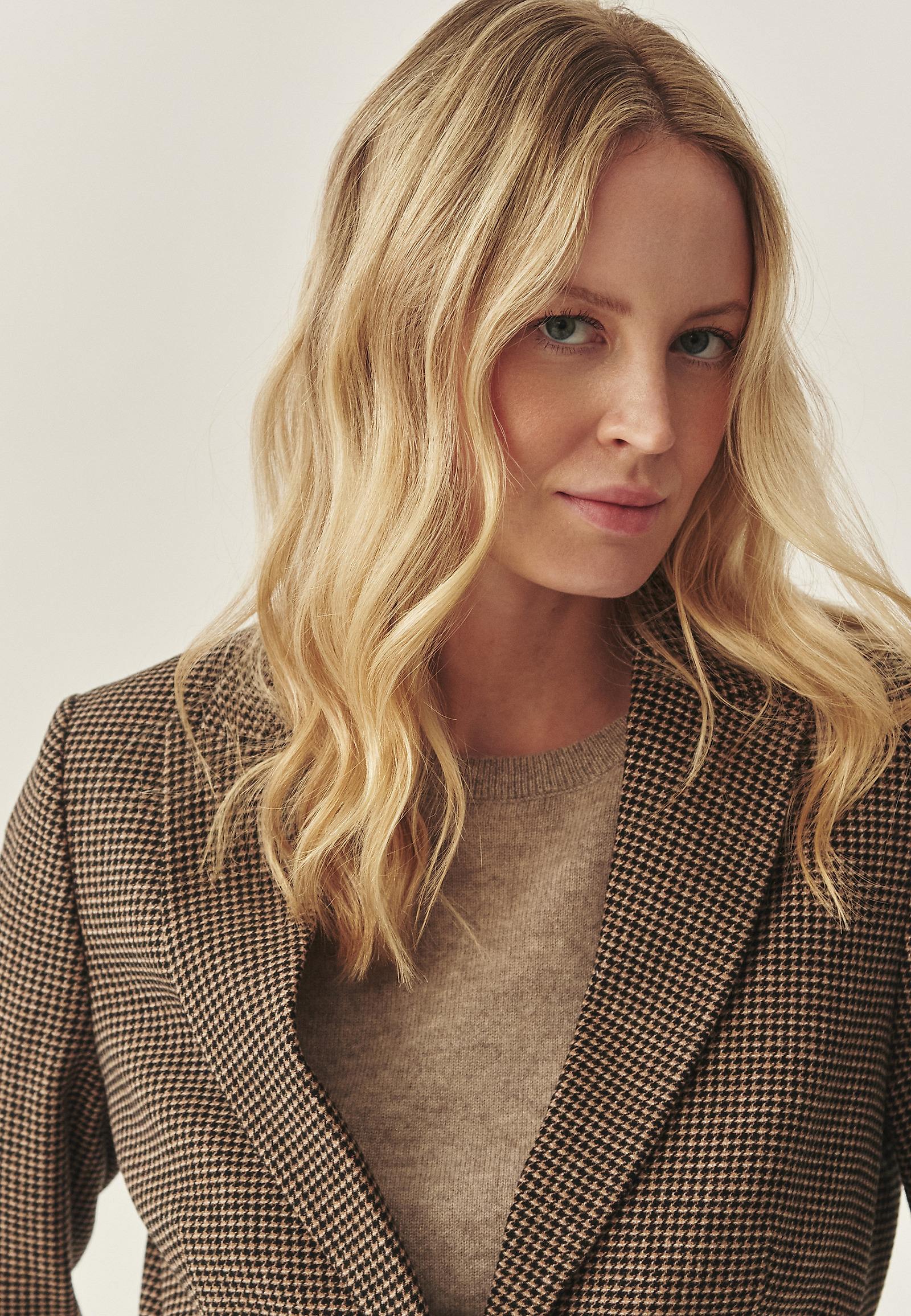 JACHETA DIN LÂNĂ HOUNDSTOOTH - SOMA JACHETA DIN LÂNĂ HOUNDSTOOTH - SOMA BEJ 117391