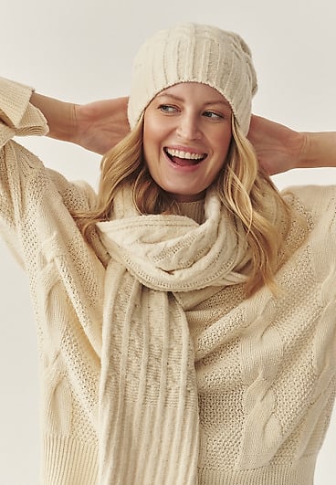 SZALIK Z DOMIESZKĄ WEŁNY - VOLIS SZALIK Z DOMIESZKĄ WEŁNY - VOLIS