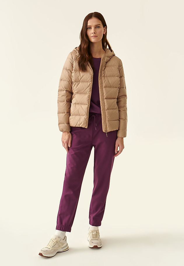 LADIES' PUFFER JACKET WITH A HOOD ULATI LADIES' PUFFER JACKET WITH A HOOD ULATI BEŻOWY 2