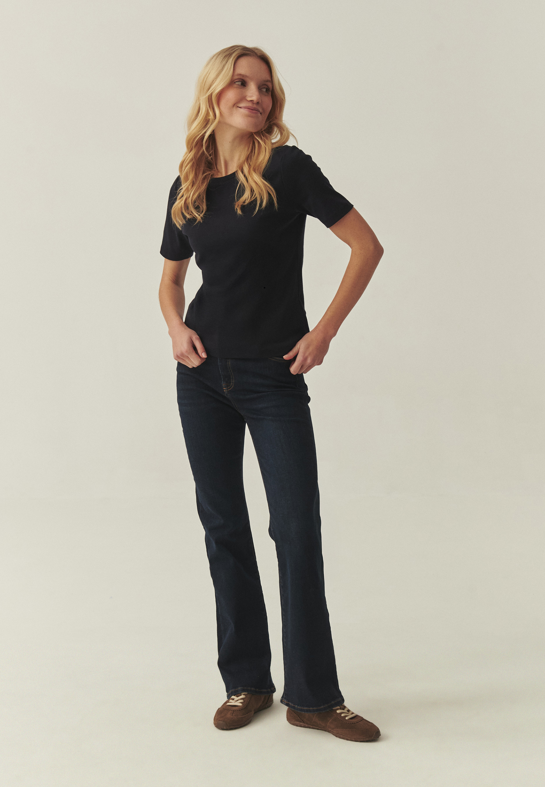 BAWEŁNIANY T-SHIRT Z KRÓTKIM RĘKAWEM - KIRI GRANATOWY 2