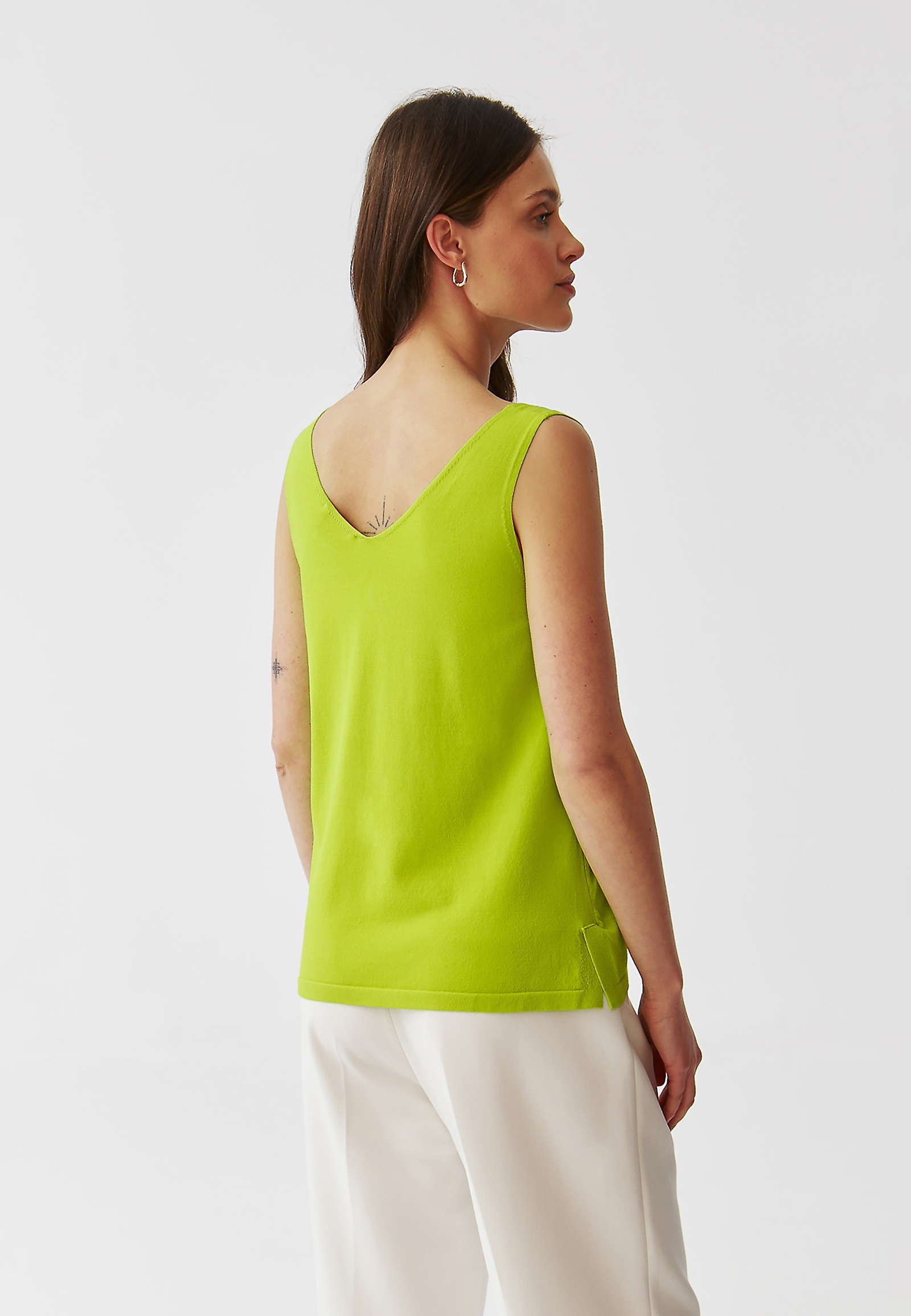 ŽENSKA BLUZA BREZ ROKAVOV - NIKALA ŽENSKA BLUZA BREZ ROKAVOV - NIKALA ZELENA 96364