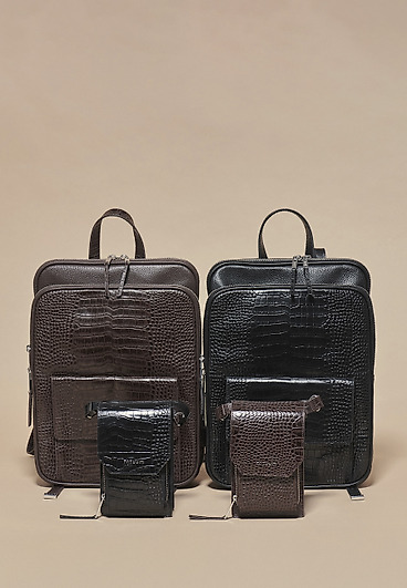 KOMPAKTOVÁ LISTONOSKA Z PRÍRODNÉNEJ KOŽE - AMBER KOMPAKTOVÁ LISTONOSKA Z PRÍRODNÉNEJ KOŽE - AMBER