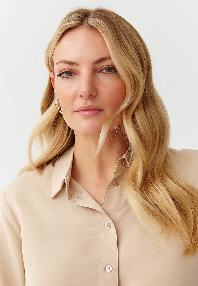 LONG LADIES’ SHIRT - MALIBU 5 LONG LADIES’ SHIRT - MALIBU 5 BEŻOWY 5