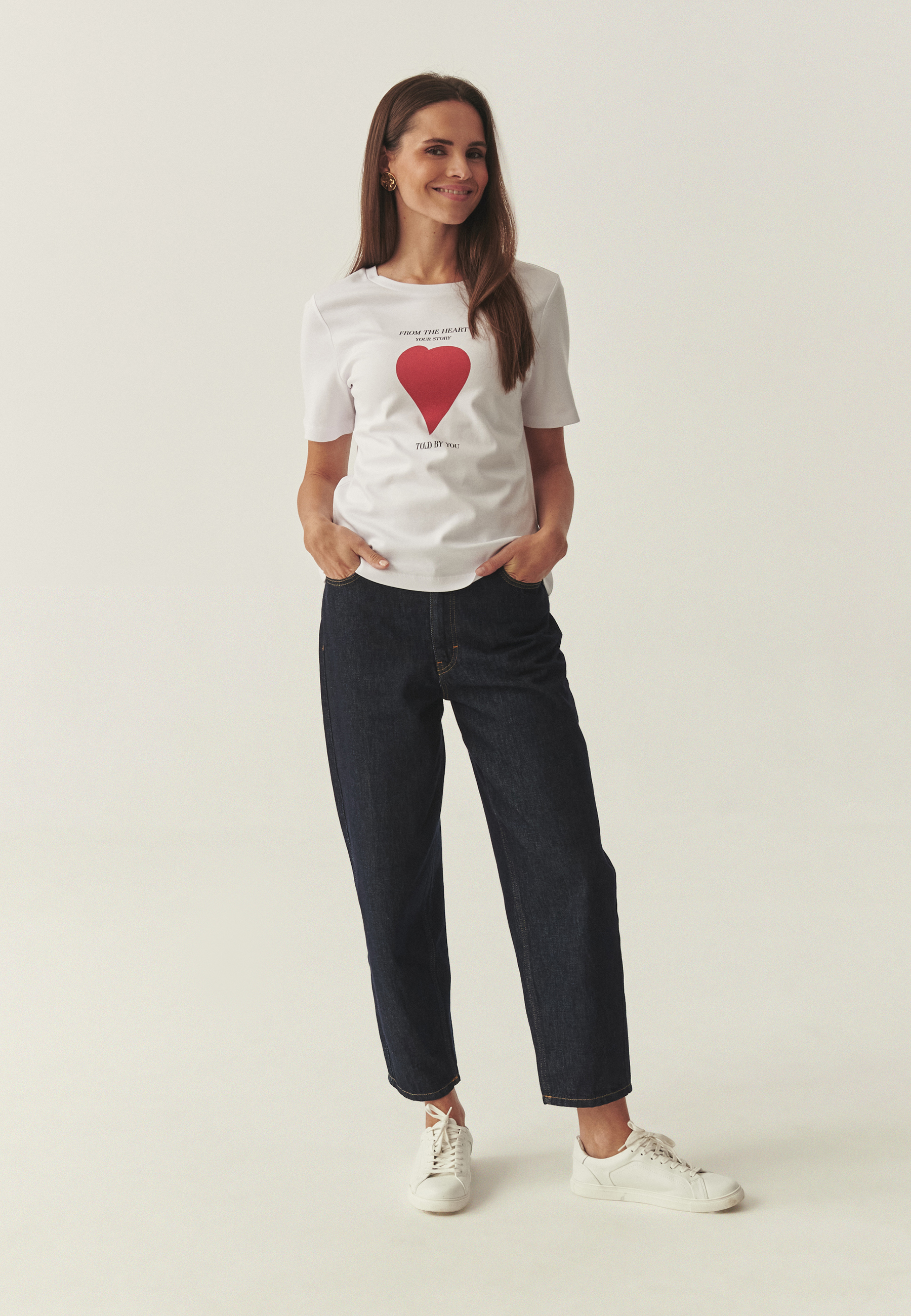 BAWEŁNIANY T-SHIRT Z NADRUKIEM I SEKRETNĄ WSZYWKĄ - AJMIRJA 2