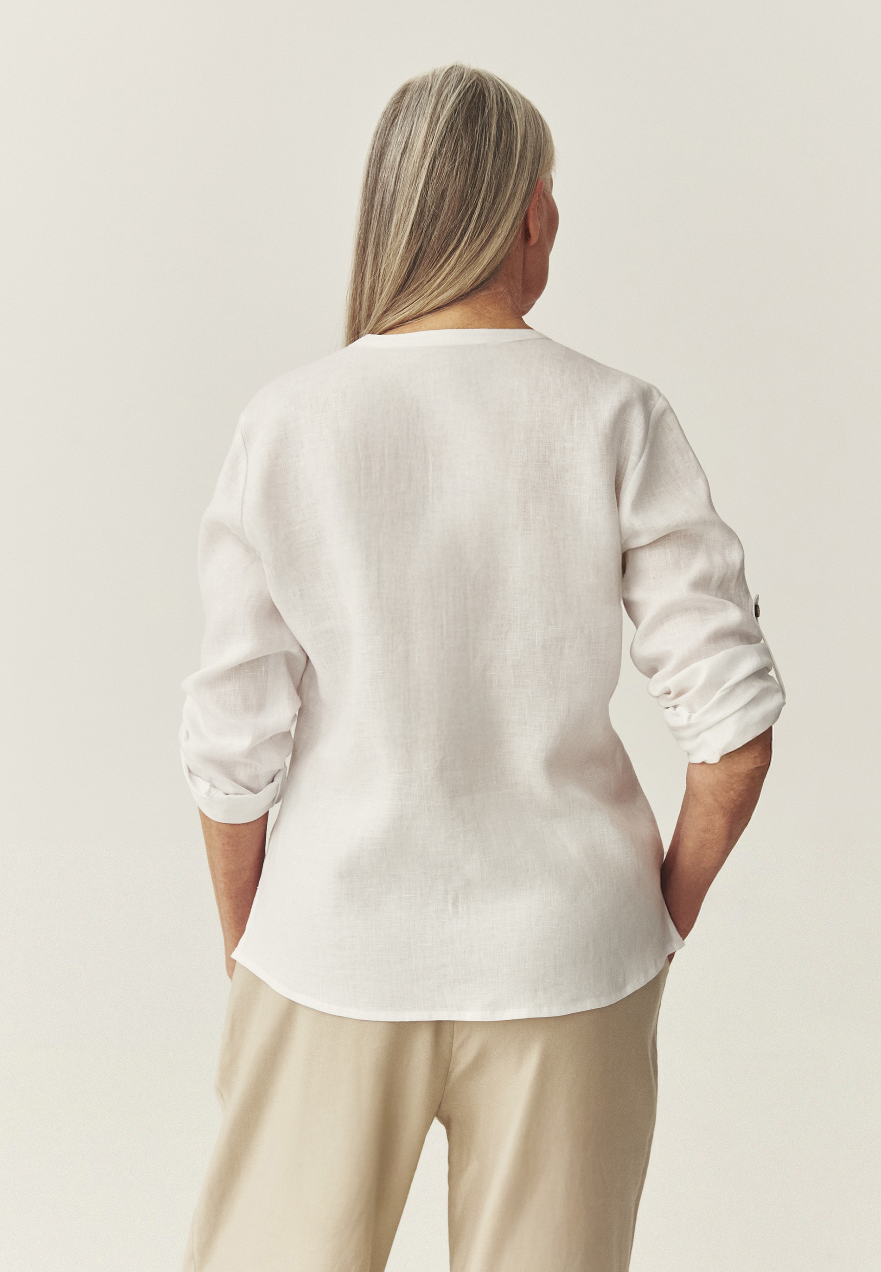 CĂMAȘĂ DIN IN, CU BUZUNARE - JUSTYNA ALB 2