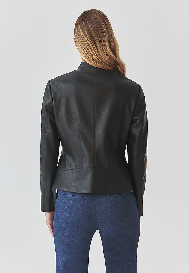 LADIES’ JACKET MADE FROM LEATHER-LOOK FABRIC - BAMI LADIES’ JACKET MADE FROM LEATHER-LOOK FABRIC - BAMI CZARNY 3