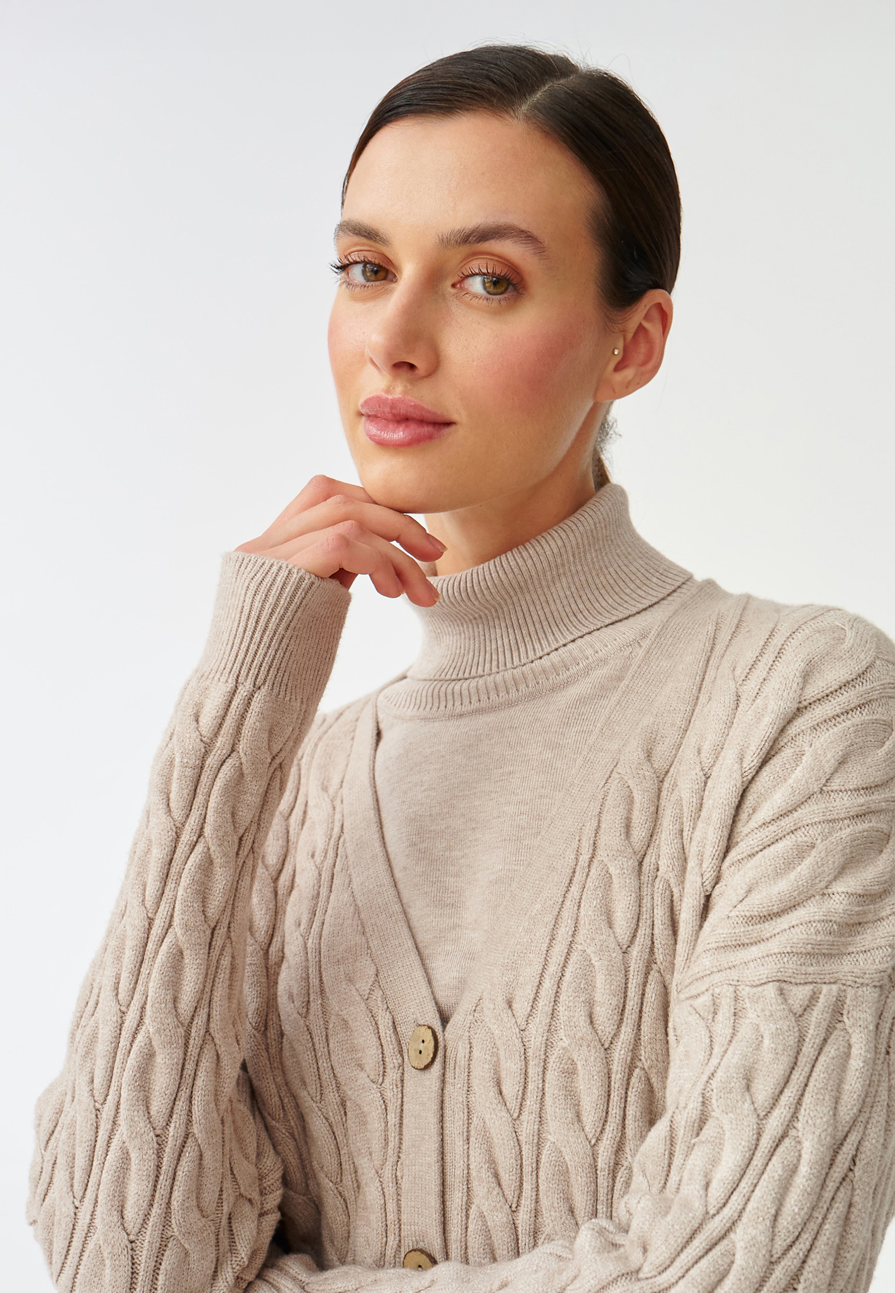 DÁMSKÝ SVETR SE ZAPÍNÁNÍM NA KNOFLÍKY WENWO BÉŽOVÁ 2