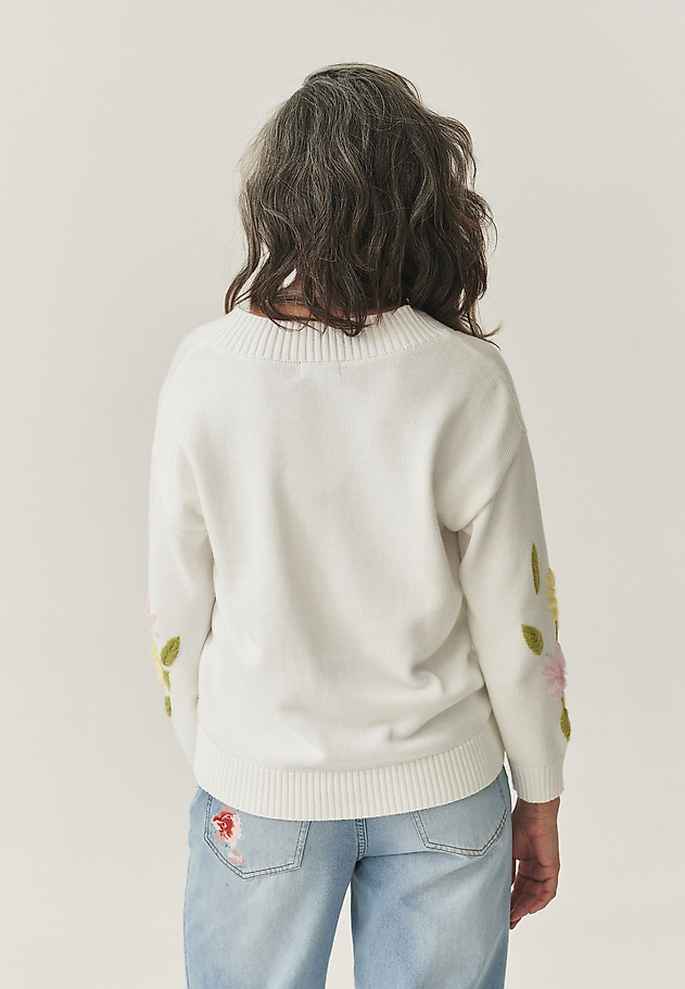 WZORZYSTY SWETER Z HAFTEM — MAYOLA WZORZYSTY SWETER Z HAFTEM — MAYOLA ECRU 3