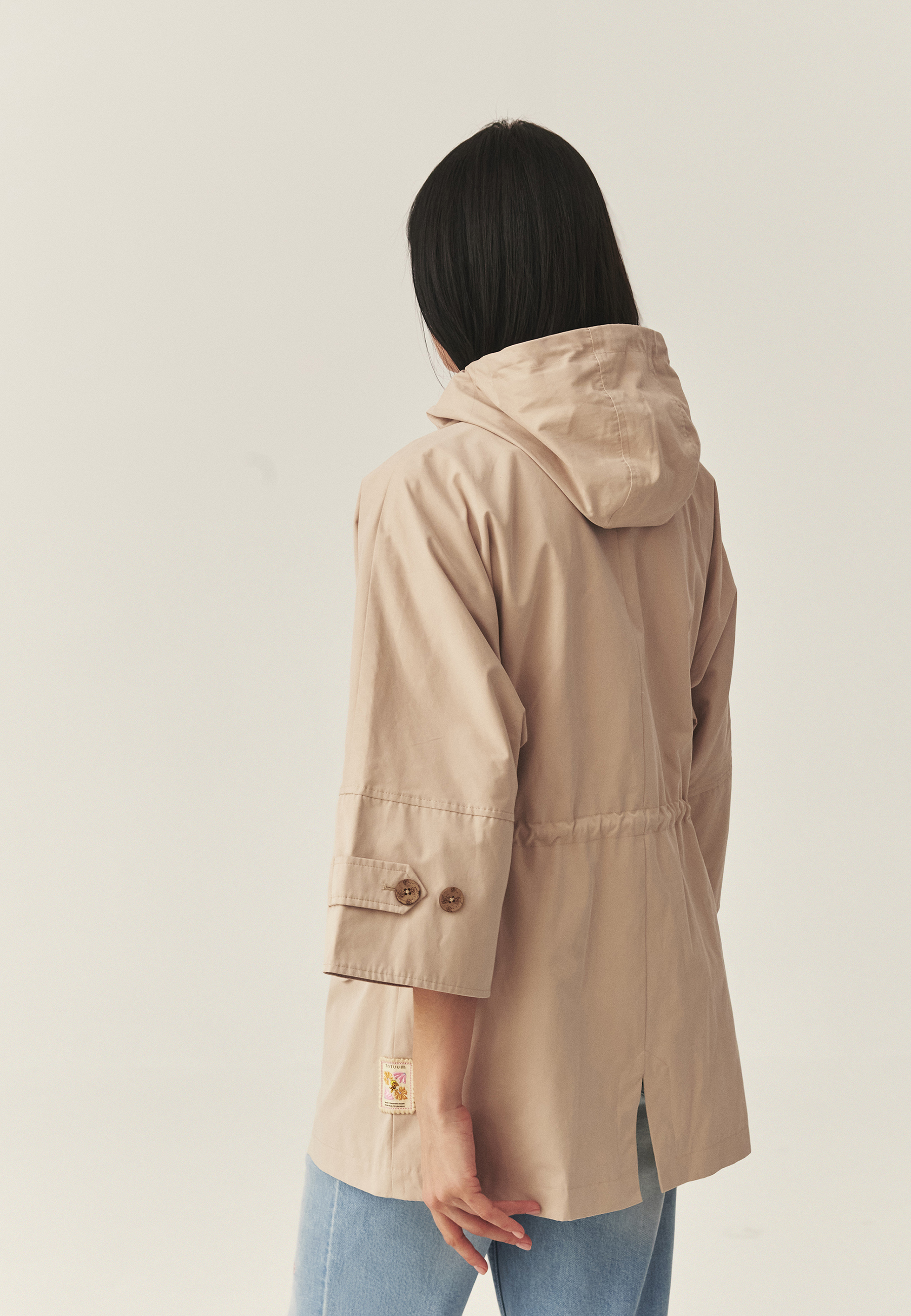 MODERNÍ PARKA S KAPUCÍ – WELI