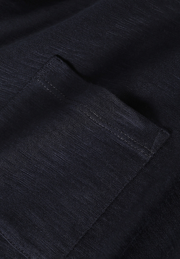 COTTON T-SHIRT WITH POCKET - DELQI COTTON T-SHIRT WITH POCKET - DELQI GRANATOWY 6