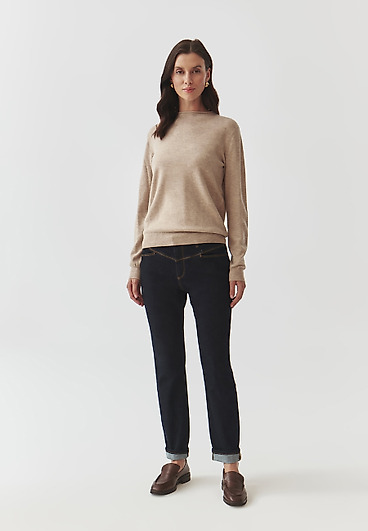 PANTALONI DE DAMĂ, DIN DENIM, CU CRAC ÎNGUSTAT — YOKO 1 PANTALONI DE DAMĂ, DIN DENIM, CU CRAC ÎNGUSTAT — YOKO 1