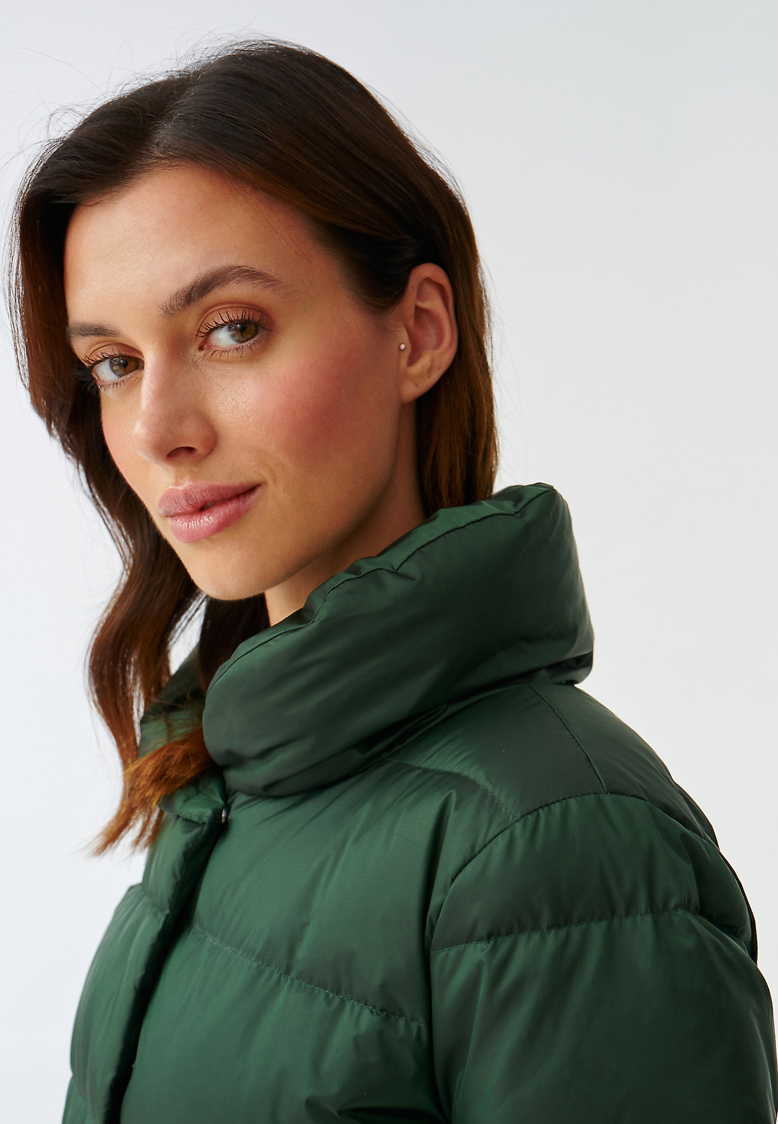 DAMSKA PUFFER JAKNA S KRAVATO ZOA DAMSKA PUFFER JAKNA S KRAVATO ZOA ZELENA 91498