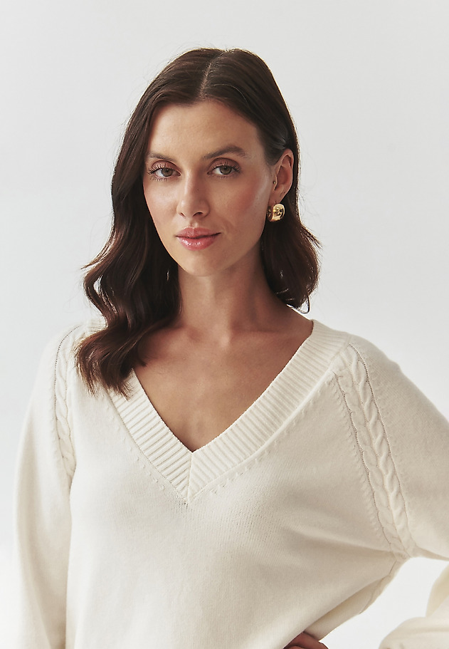 LADIES' STRUCTURED JUMPER WITH A CREW NECKLINE — JAYLIN LADIES' STRUCTURED JUMPER WITH A CREW NECKLINE — JAYLIN ECRU 1