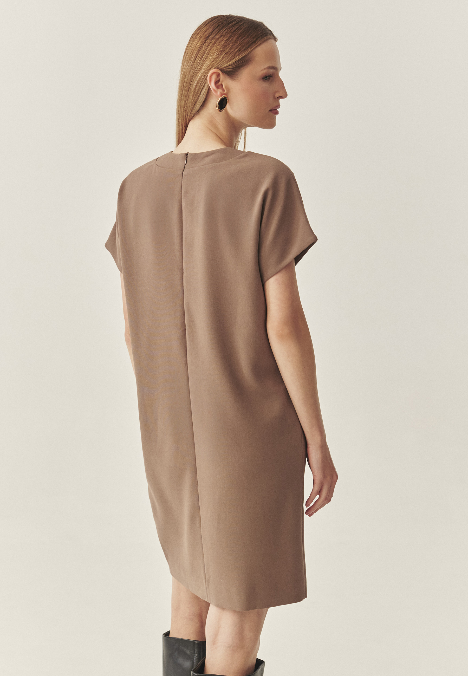 ROCHIE DIN ȚESĂTURĂ, CU BUZUNARE DECORATIVE - MENIRKO BEJ 2