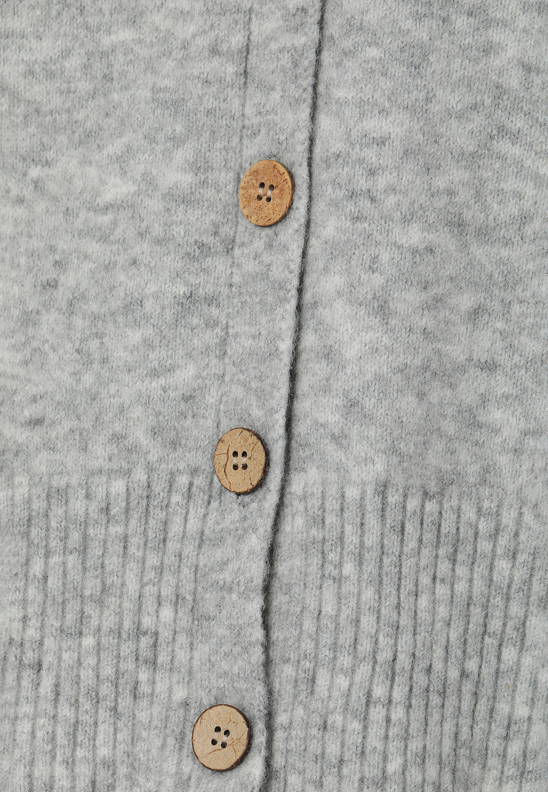 DÁMSKY SVETER S GOMBÍKMI A VÝSTRIHOM V TVARE V OKORO