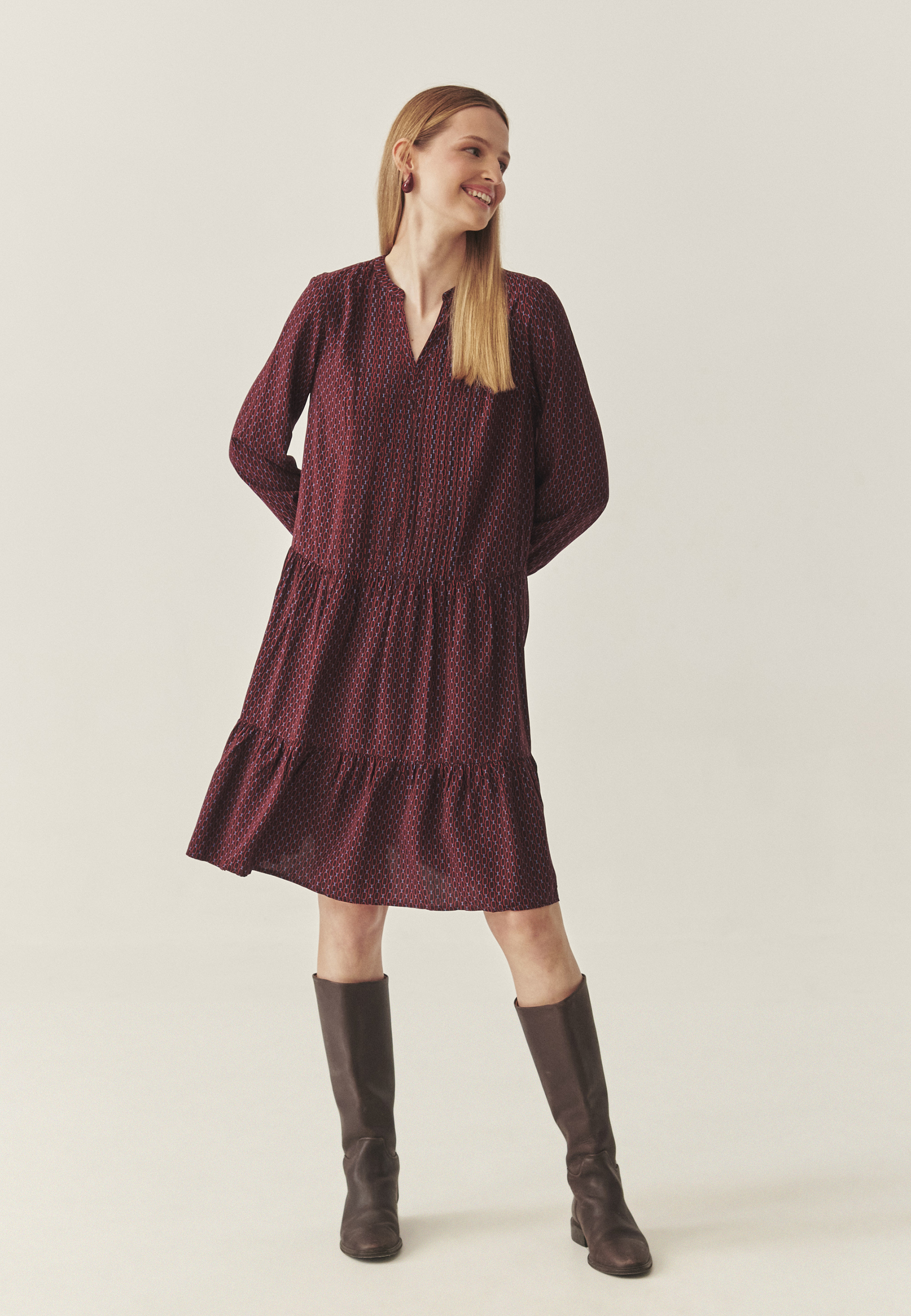 ŽENSKA OBLEKA IZ RAZTEGLJIVEGA MATERIALA Z IZVIRNIM VZORCEM - MISTY VEČBARVNA 2