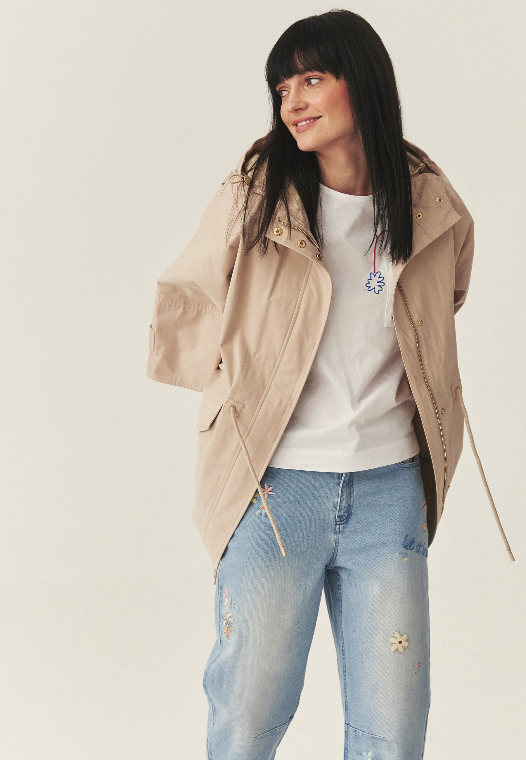 MODERNÍ PARKA S KAPUCÍ – WELI