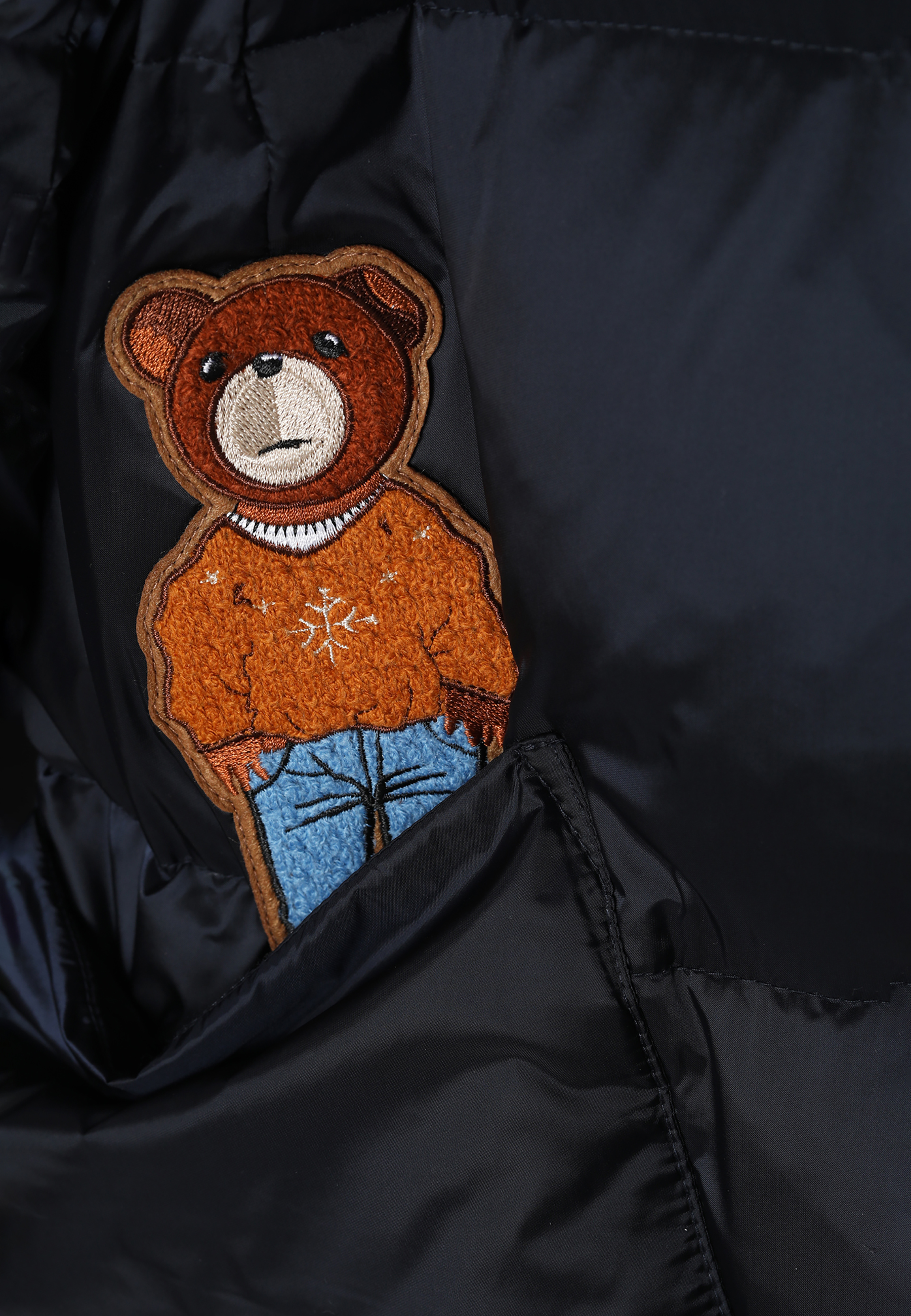 DAMSKI PŁASZCZ PUCHOWY Z NASZYWKAMI Z MISIEM USZATKIEM MORENA