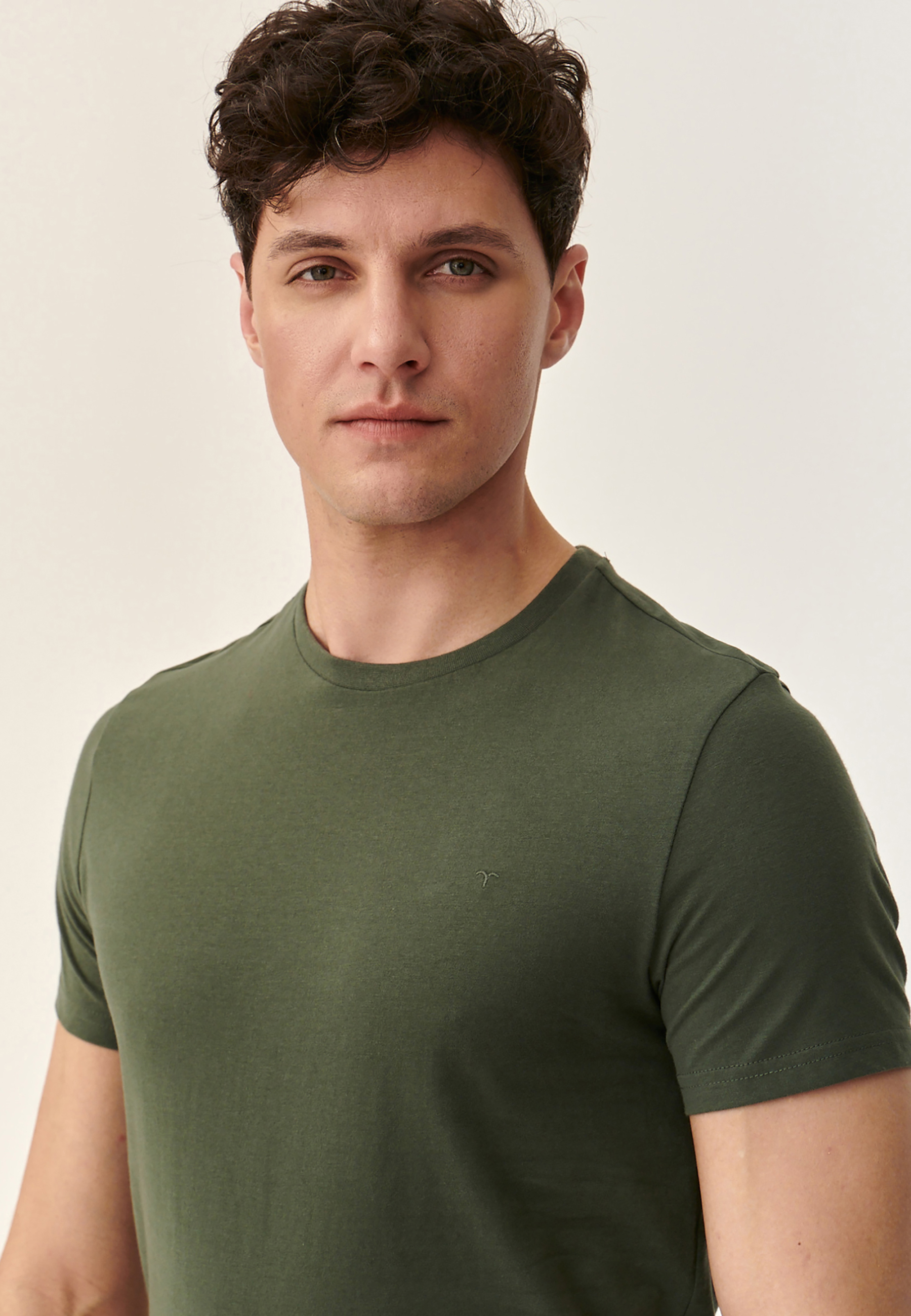 KLASYCZNY T-SHIRT MĘSKI MILIN