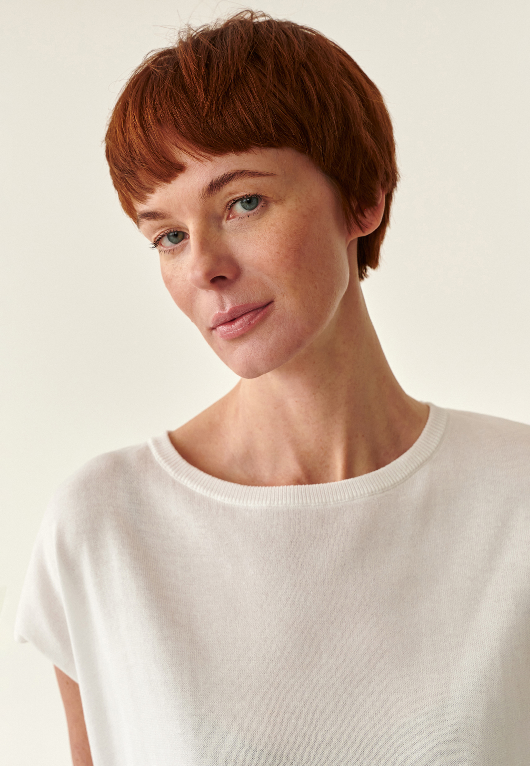 PULOVER SUBȚIRE DIN VÂSCOZĂ RĂCOROASĂ LONRI ECRU 2