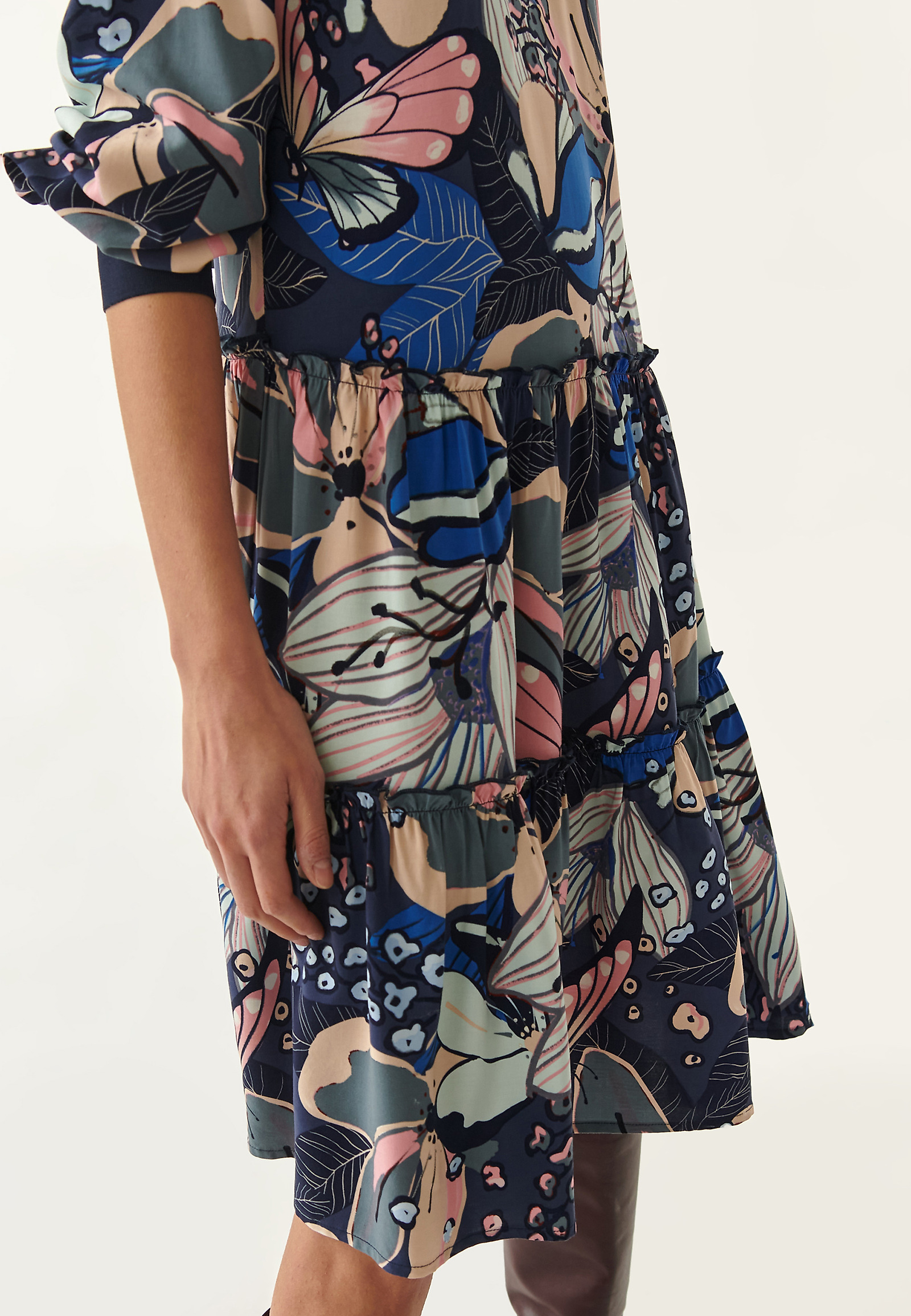 ROCHIE LARGĂ DIN EMRAMI CU IMPRIMEU ROCHIE LARGĂ DIN EMRAMI CU IMPRIMEU MULTICOLOR 85414