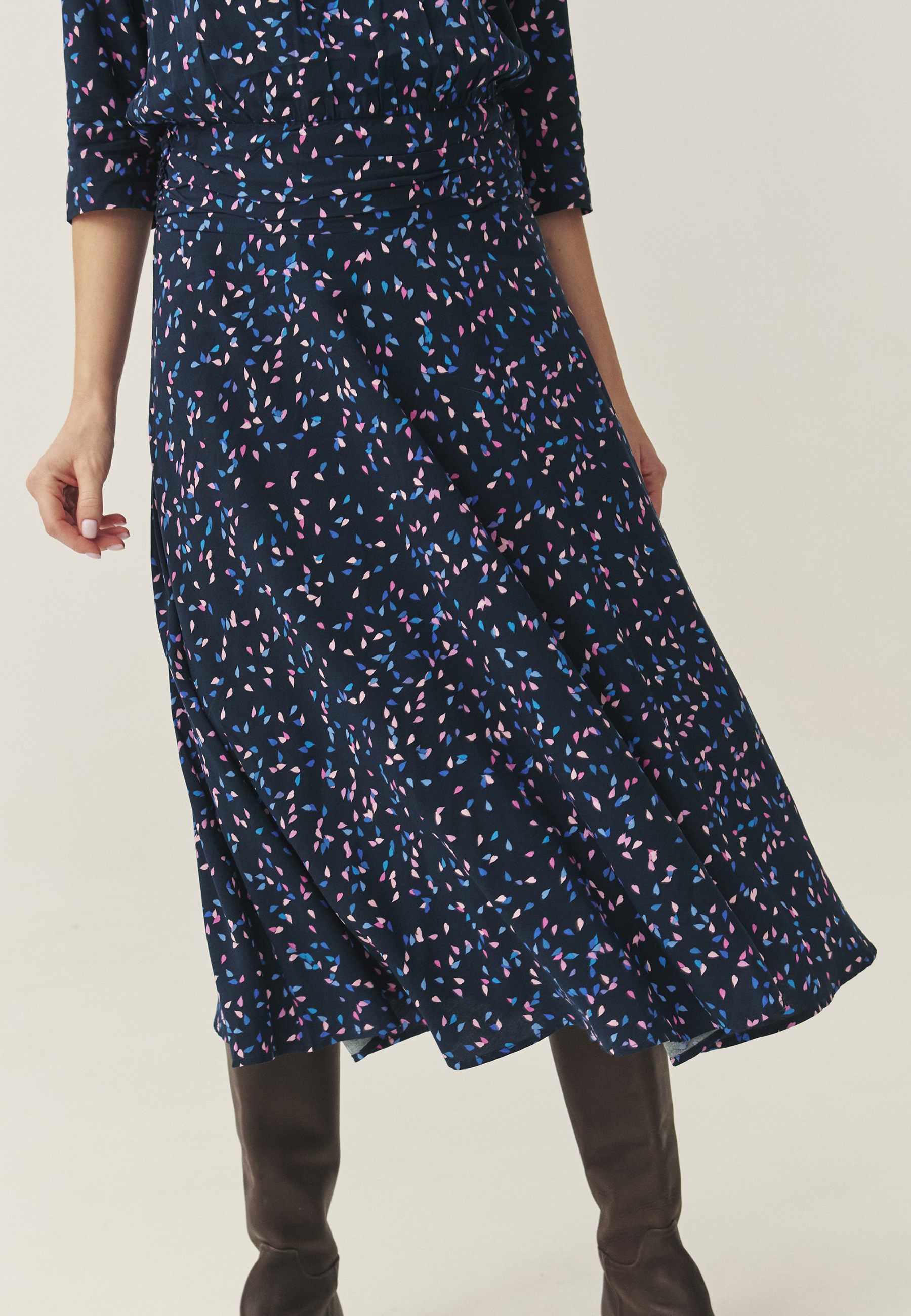 ROCHIE MAXI CU MODEL, DIN VISCOZĂ, CU MÂNECI 3/4- ROZOMKA MULTICOLOR 2