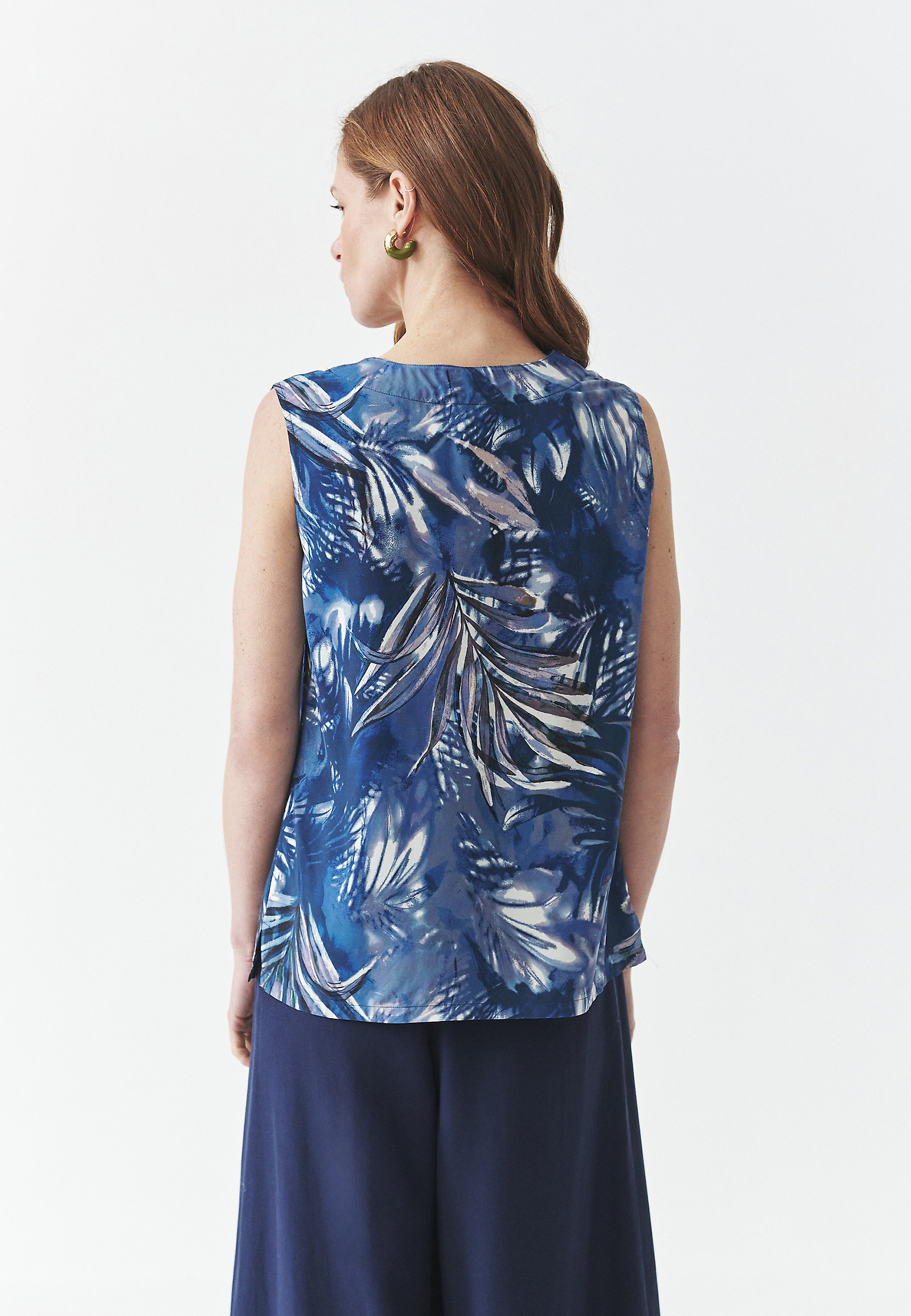 BLUZA IZ VIZKOZE S PATRONOM - LEA BLUZA IZ VIZKOZE S PATRONOM - LEA VEČBARVNA 109396