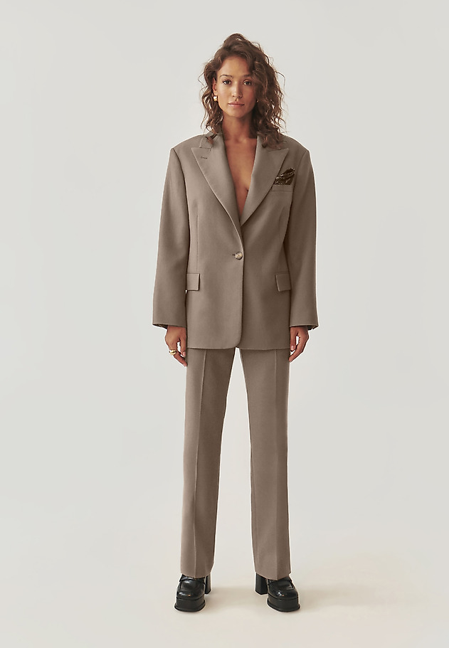 LADIES’ STRAIGHT LEG WOOL TROUSERS - SAS LADIES’ STRAIGHT LEG WOOL TROUSERS - SAS BEŻOWY 1
