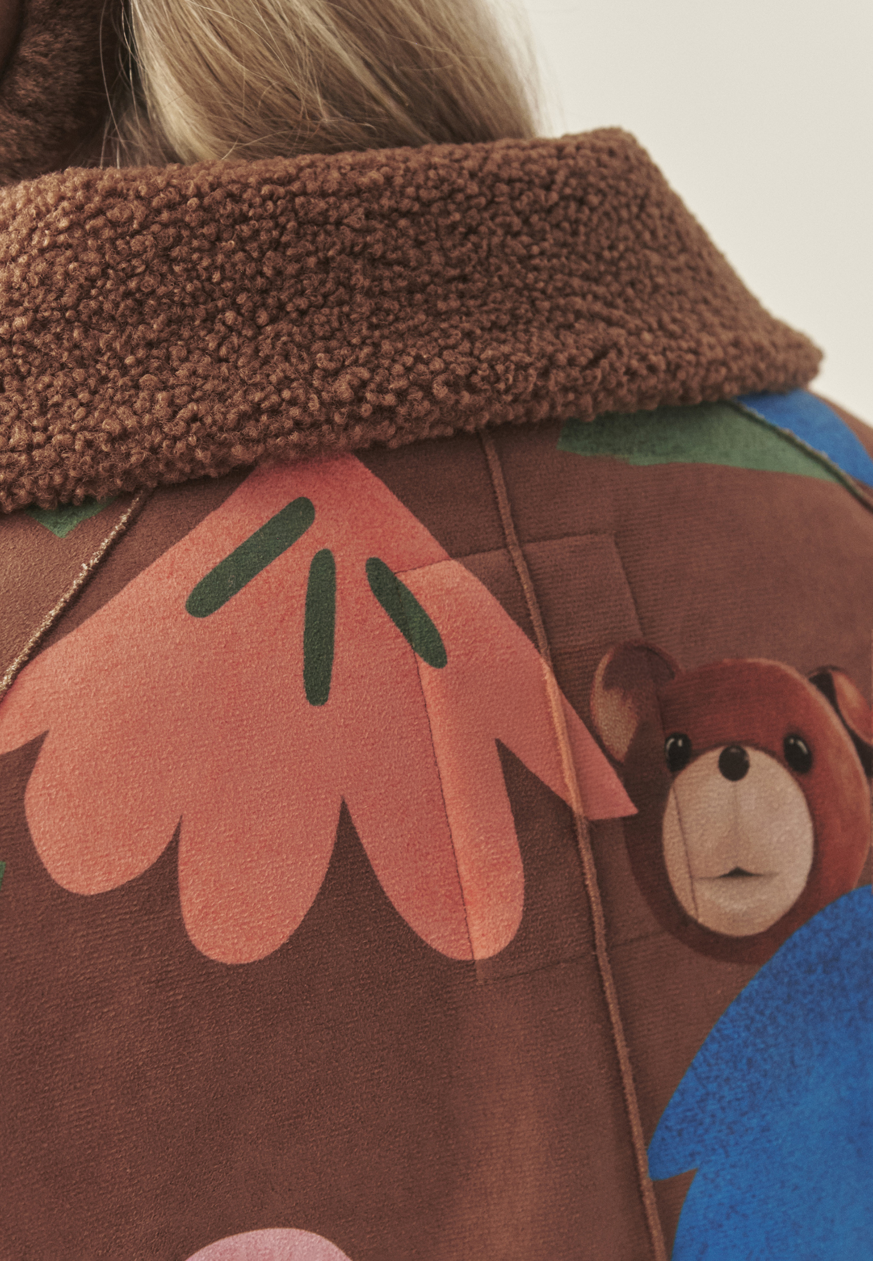 DWUSTRONNY PŁASZCZ Z MOTYWEM MISIA USZATKA - BORGINI MULTIKOLOR 2