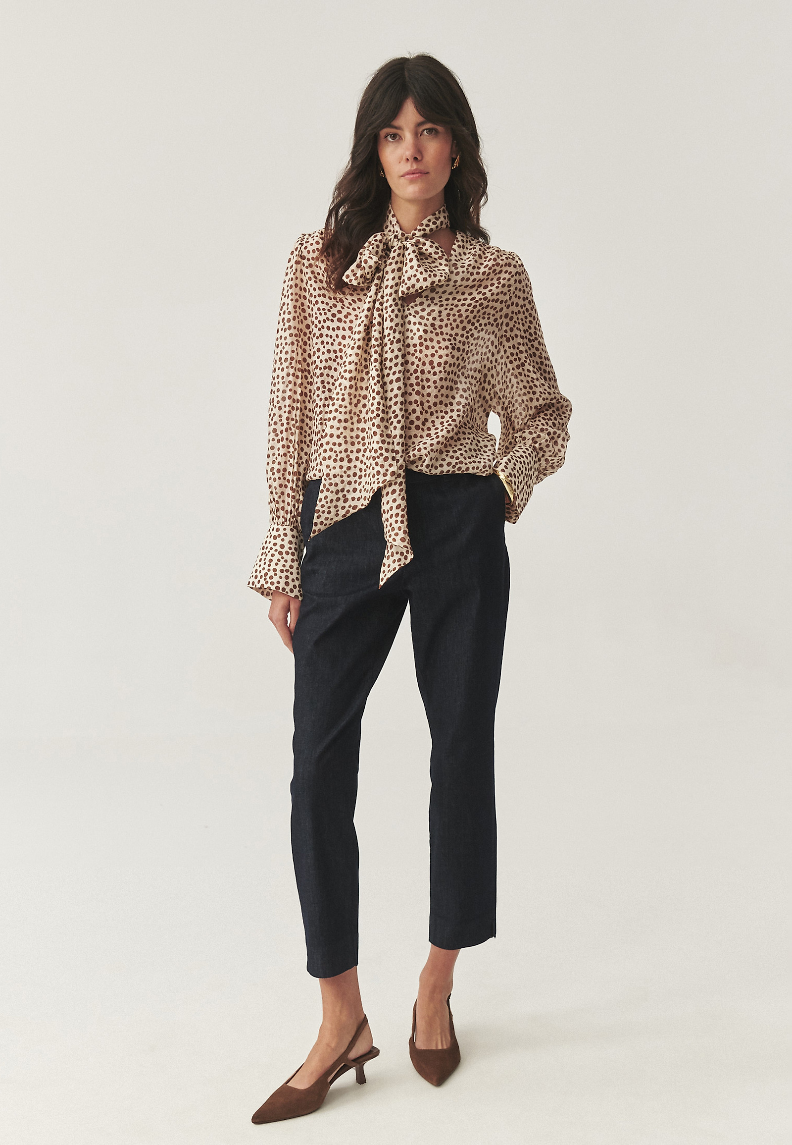 VZOROVANÁ BLÚZKA S OZDOBNÝM VIAZANÍM - SONRI VZOROVANÁ BLÚZKA S OZDOBNÝM VIAZANÍM - SONRI VIACFAREBNÝ 113625